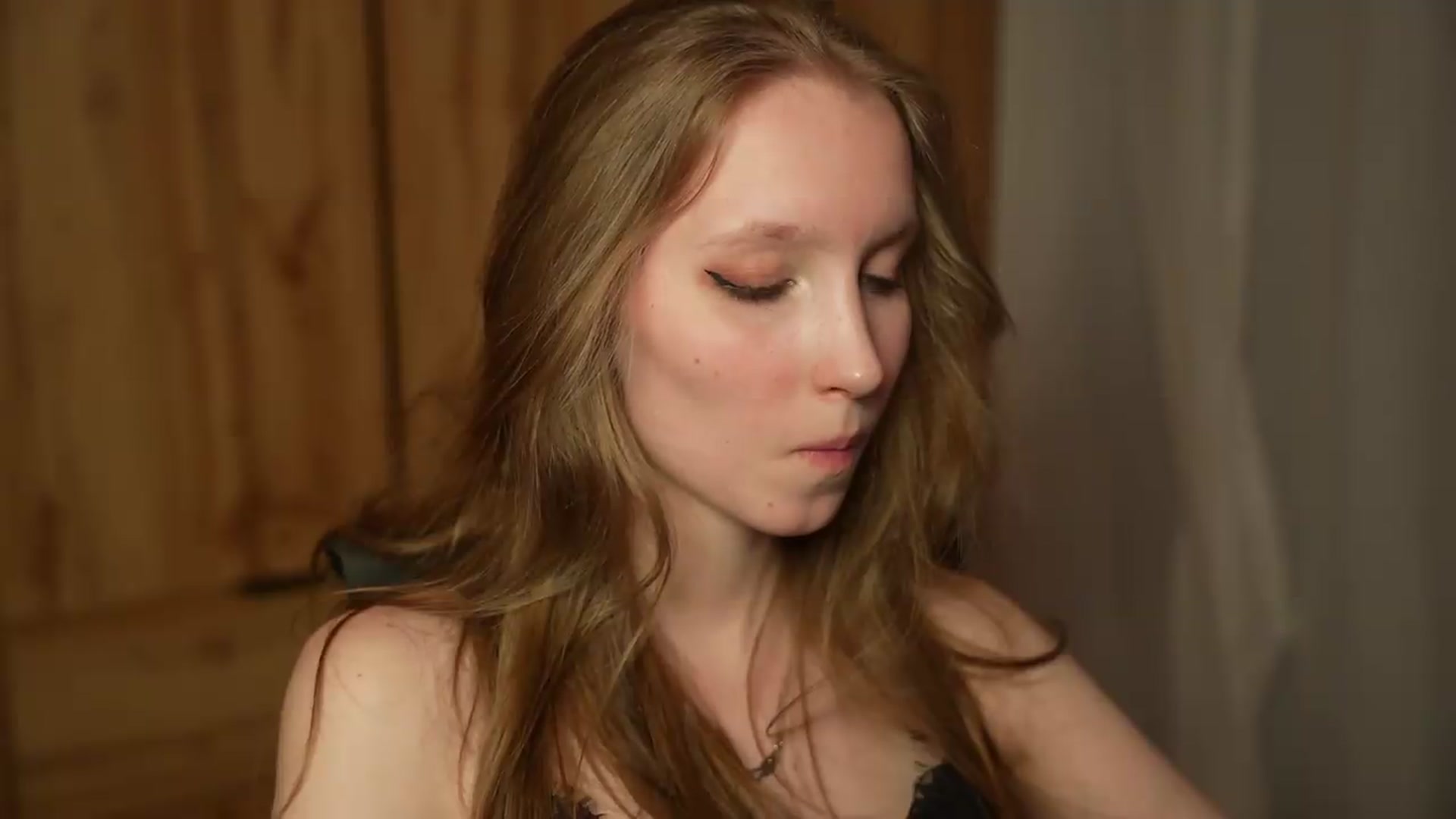 Gallery image thumbnail from Sw33t_g1rl's myfreecams stream on, 08/24/2026, 22:07 image 13 of 20
