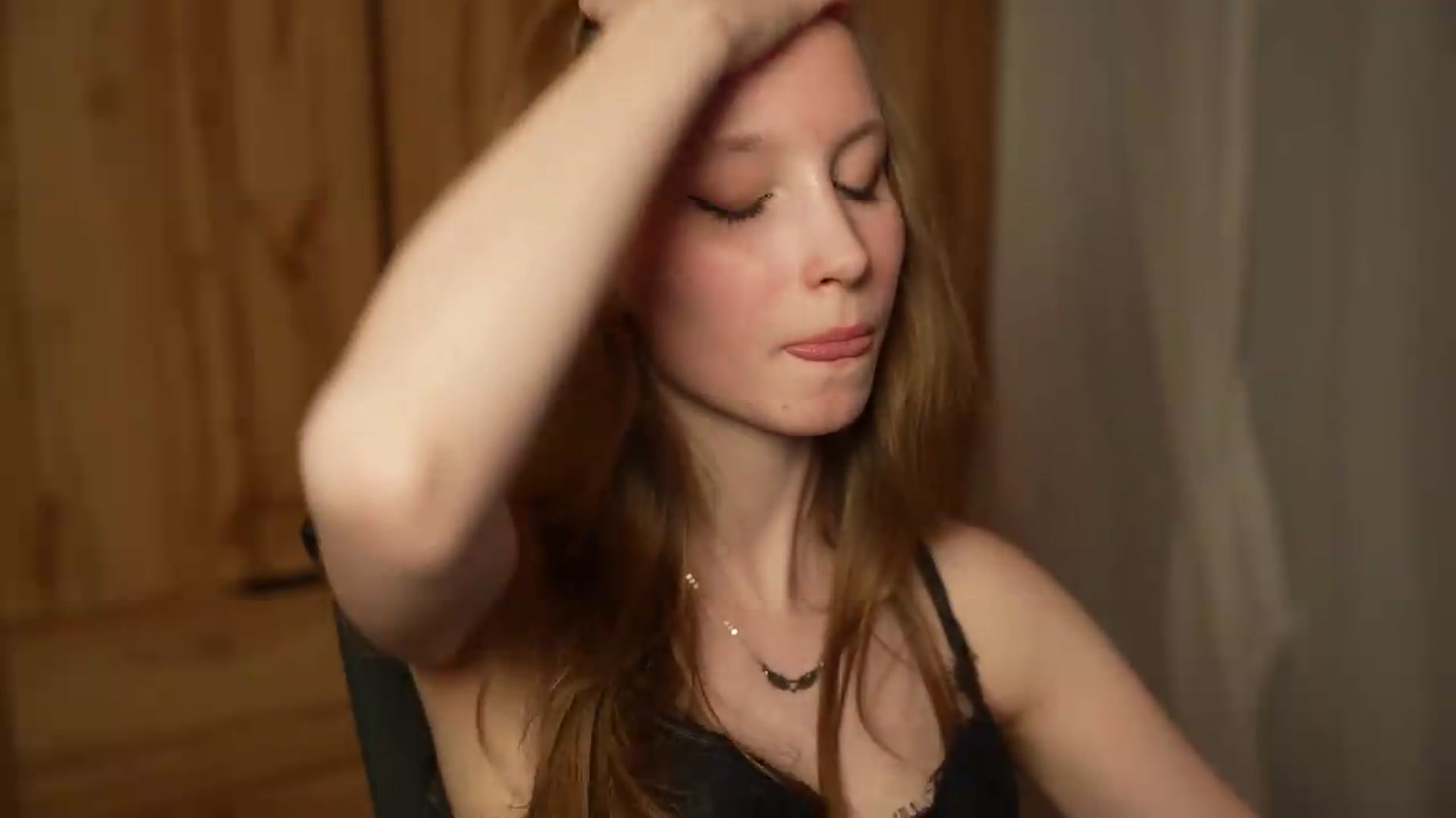 Gallery image thumbnail from Sw33t_g1rl's myfreecams stream on, 08/24/2026, 22:07 image 9 of 20