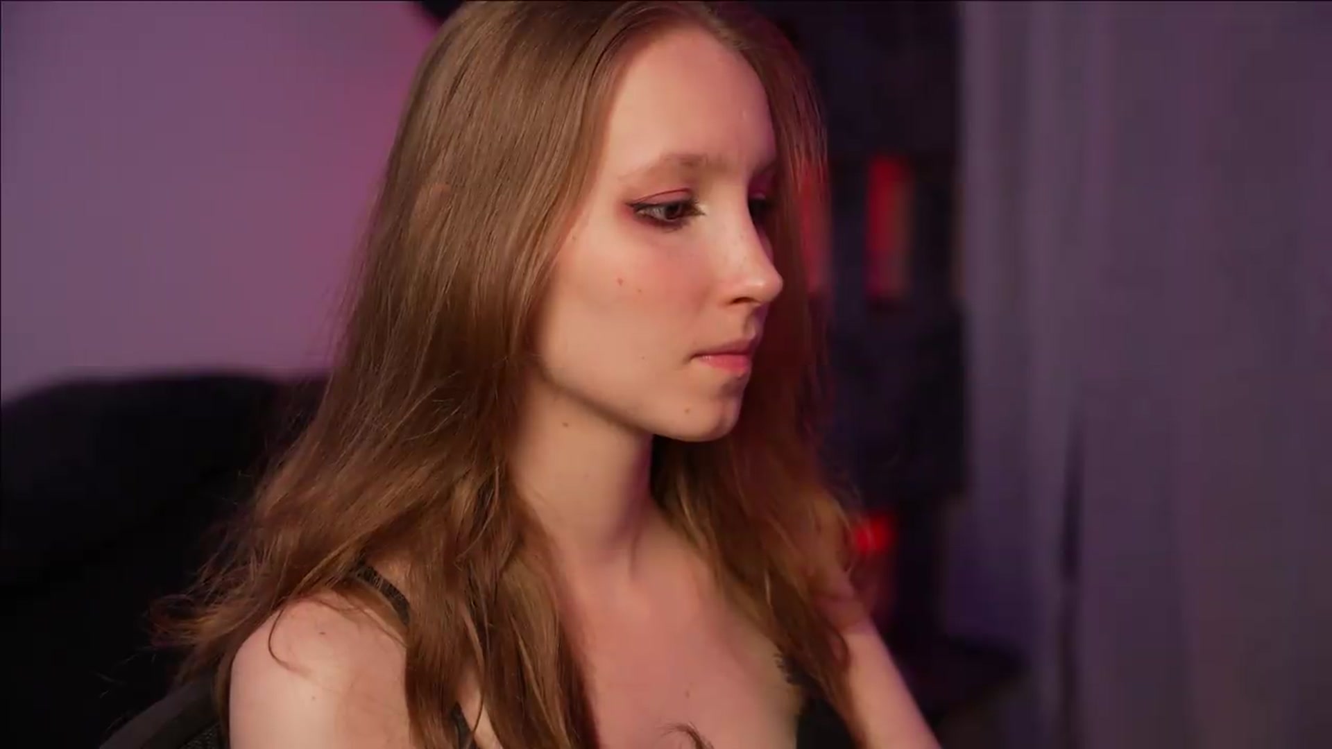 Gallery image thumbnail from Sw33t_g1rl's myfreecams stream on, 08/30/2026, 03:15 image 13 of 20