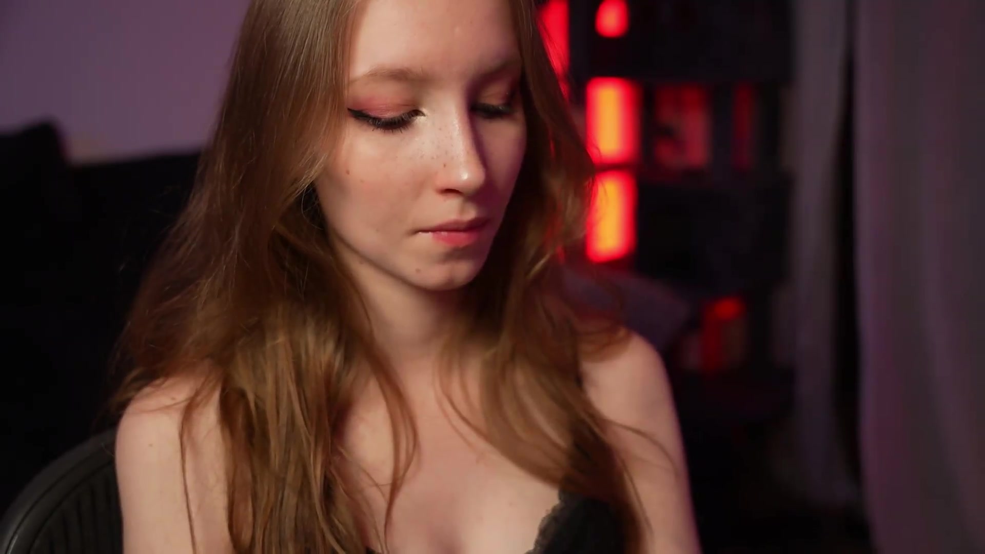 Gallery image thumbnail from Sw33t_g1rl's myfreecams stream on, 09/02/2026, 20:19 image 14 of 20