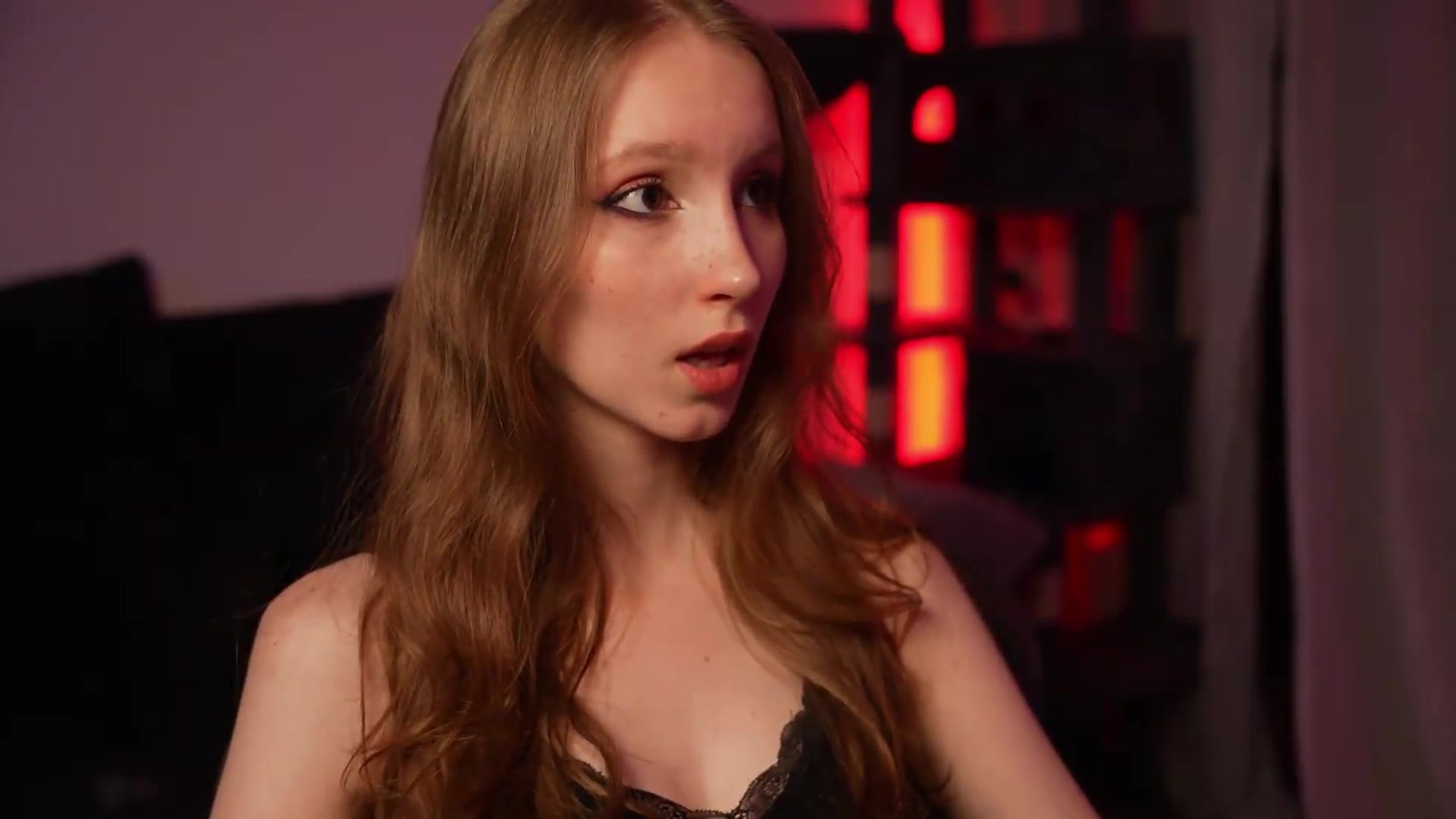 Gallery image thumbnail from Sw33t_g1rl's myfreecams stream on, 09/02/2026, 20:19 image 17 of 20