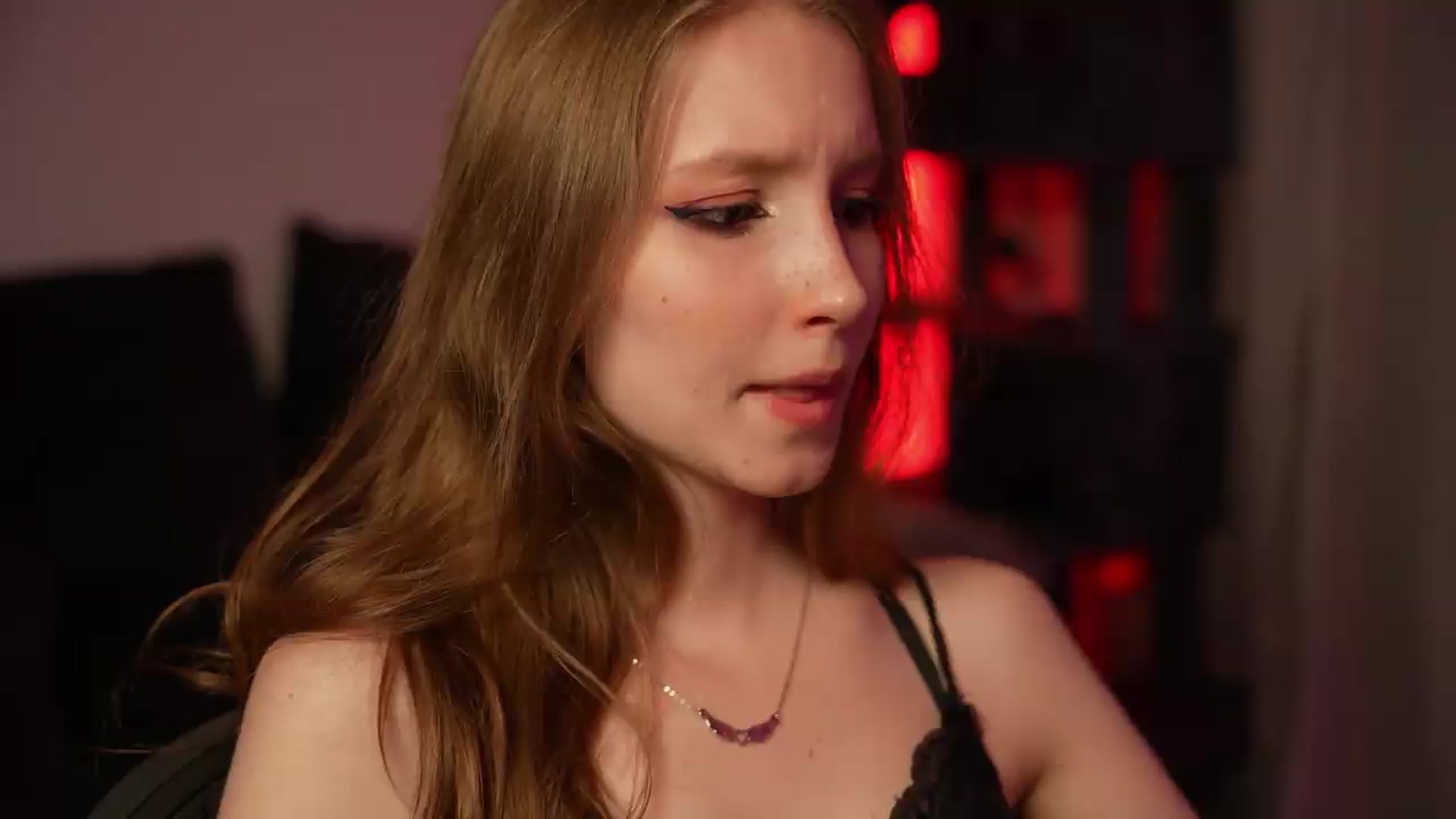 Gallery image thumbnail from Sw33t_g1rl's myfreecams stream on, 09/02/2026, 22:37 image 7 of 20