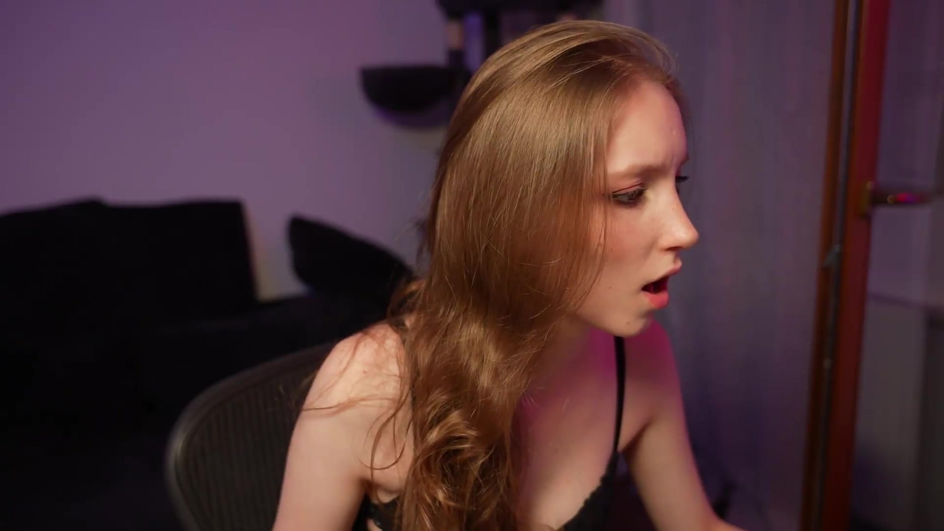 Gallery image thumbnail from Sw33t_g1rl's myfreecams stream on, 09/05/2026, 19:54 image 11 of 20