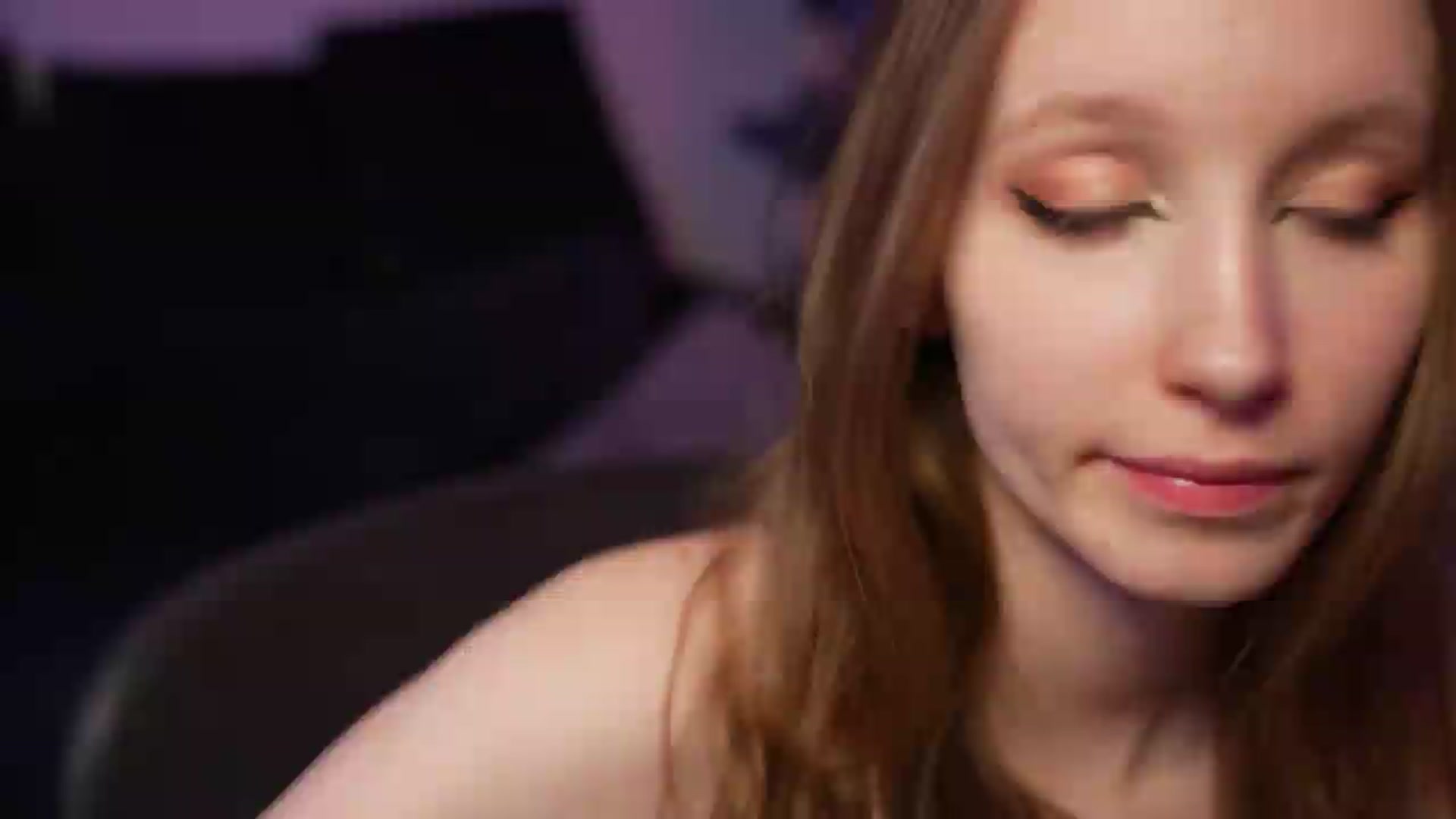 Gallery image thumbnail from Sw33t_g1rl's myfreecams stream on, 09/07/2026, 01:38 image 7 of 20