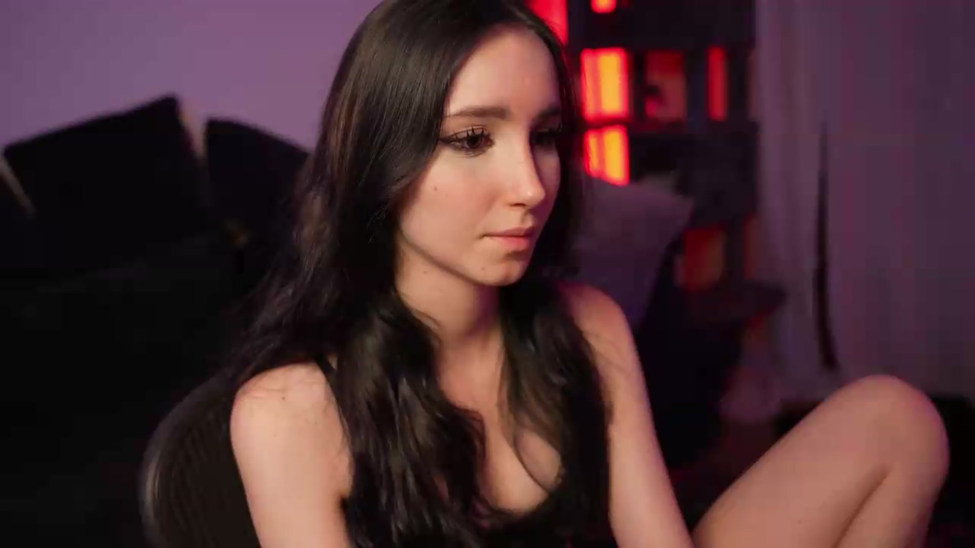 Gallery image thumbnail from Sw33t_g1rl's myfreecams stream on, 09/12/2026, 04:57 image 7 of 20