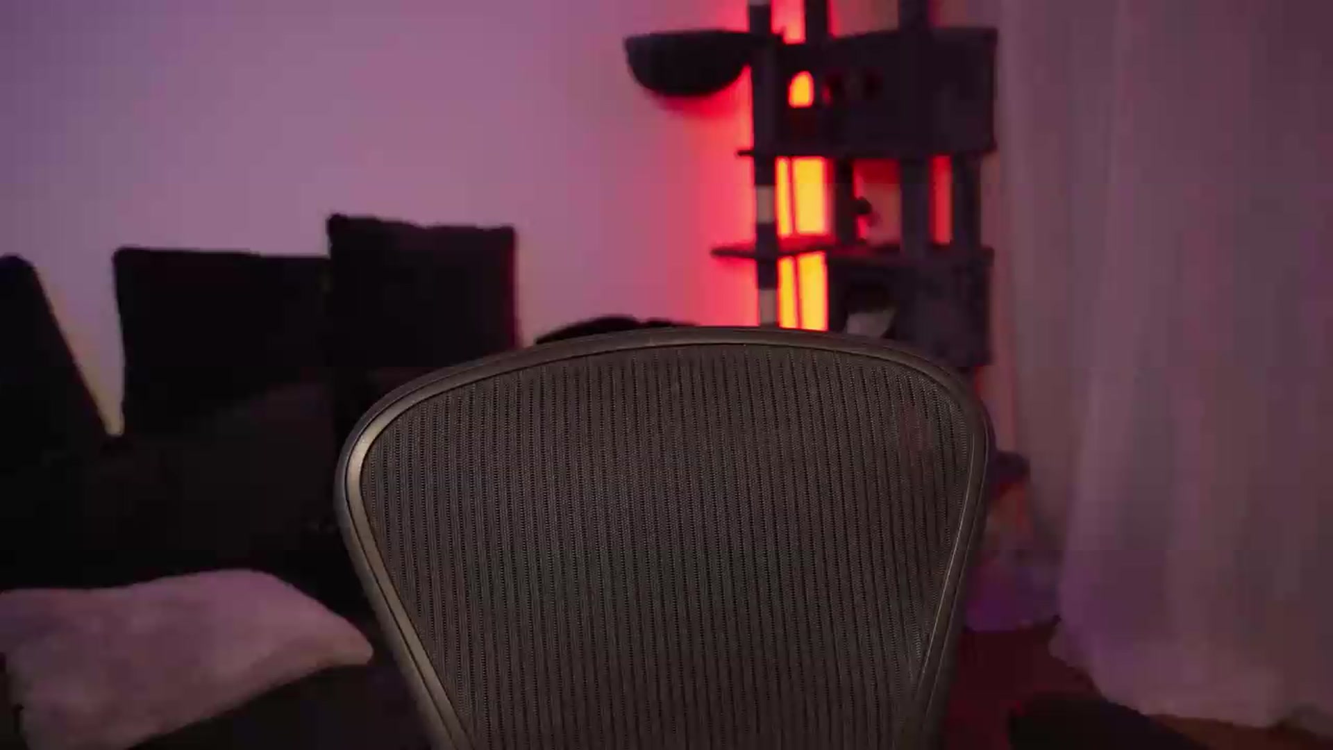Gallery image thumbnail from Sw33t_g1rl's myfreecams stream on, 09/14/2026, 02:54 image 9 of 20