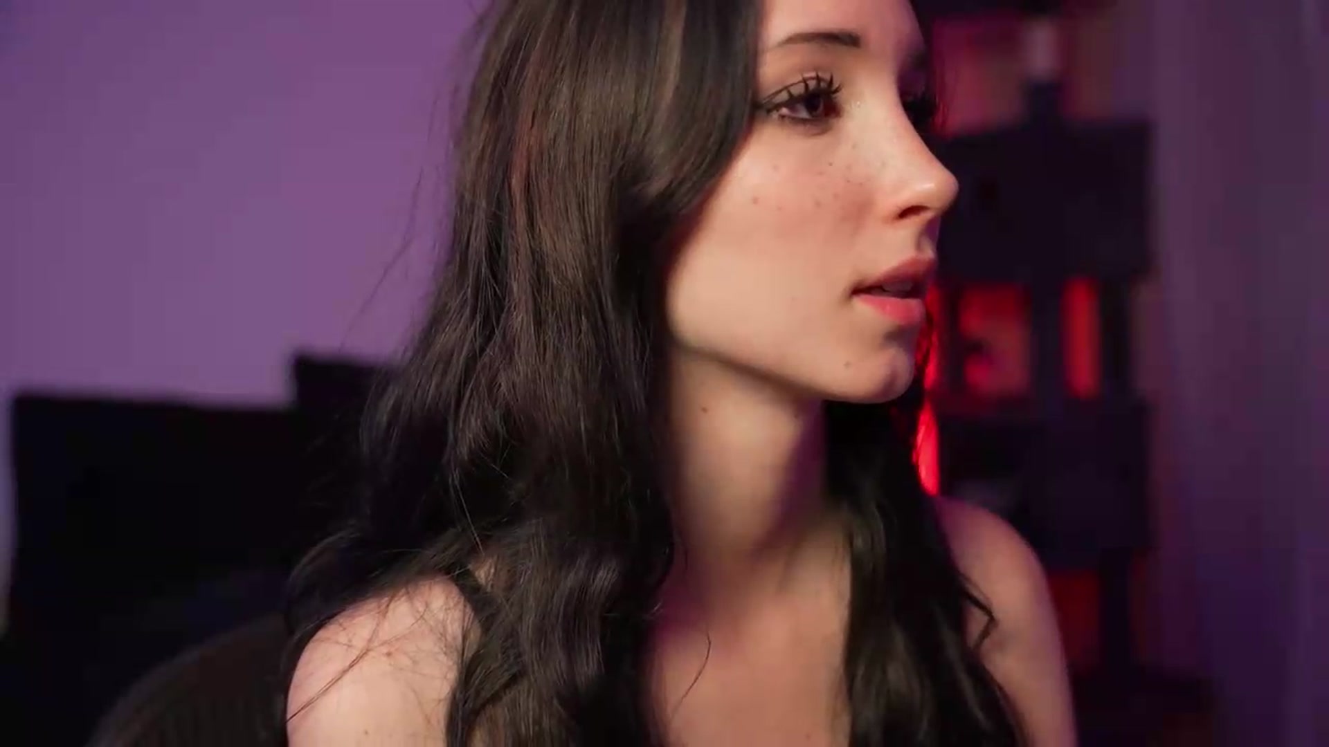 Gallery image thumbnail from Sw33t_g1rl's myfreecams stream on, 09/14/2026, 02:54 image 16 of 20