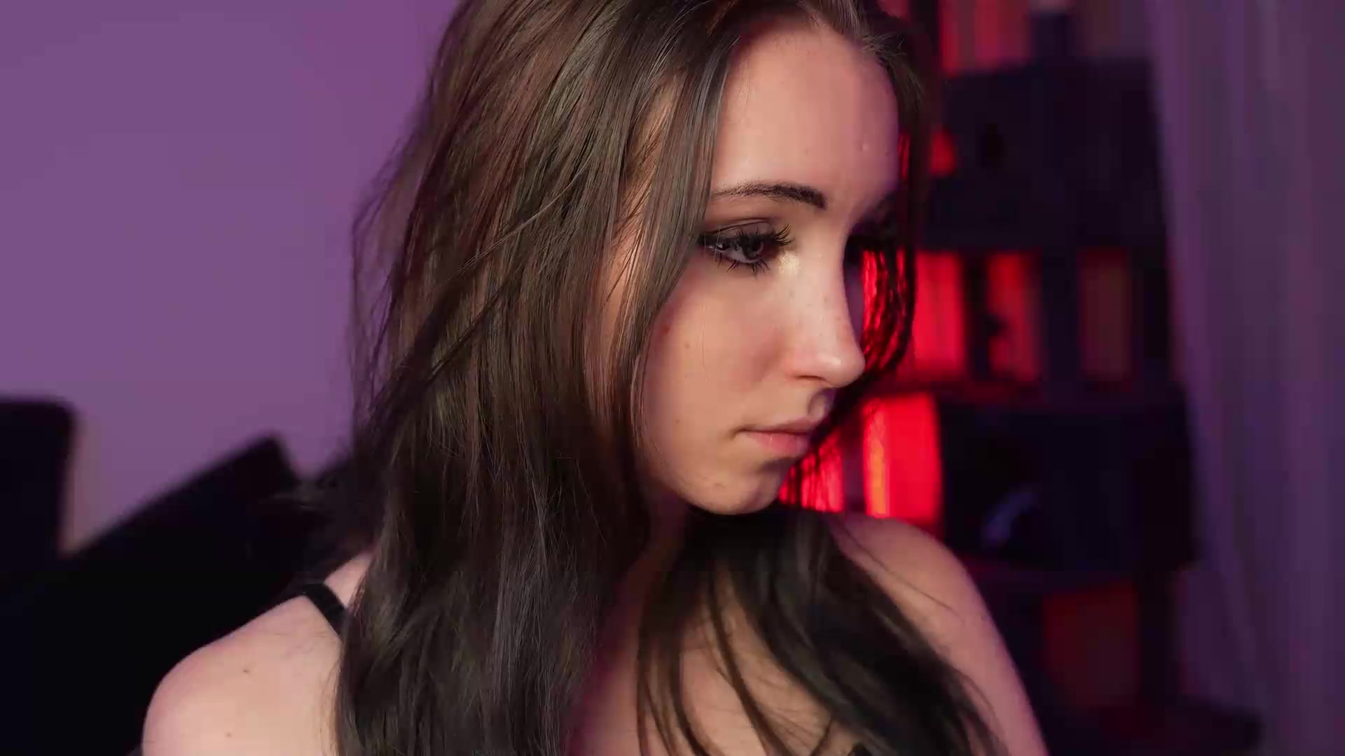 Gallery image thumbnail from Sw33t_g1rl's myfreecams stream on, 09/23/2026, 23:47 image 3 of 20