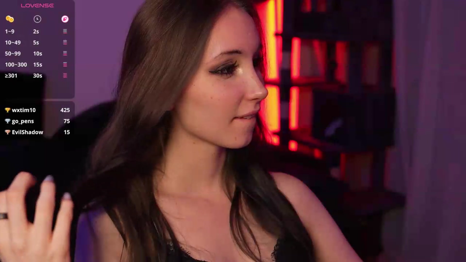 Gallery image thumbnail from Sw33t_g1rl's myfreecams stream on, 09/25/2026, 01:48 image 14 of 20