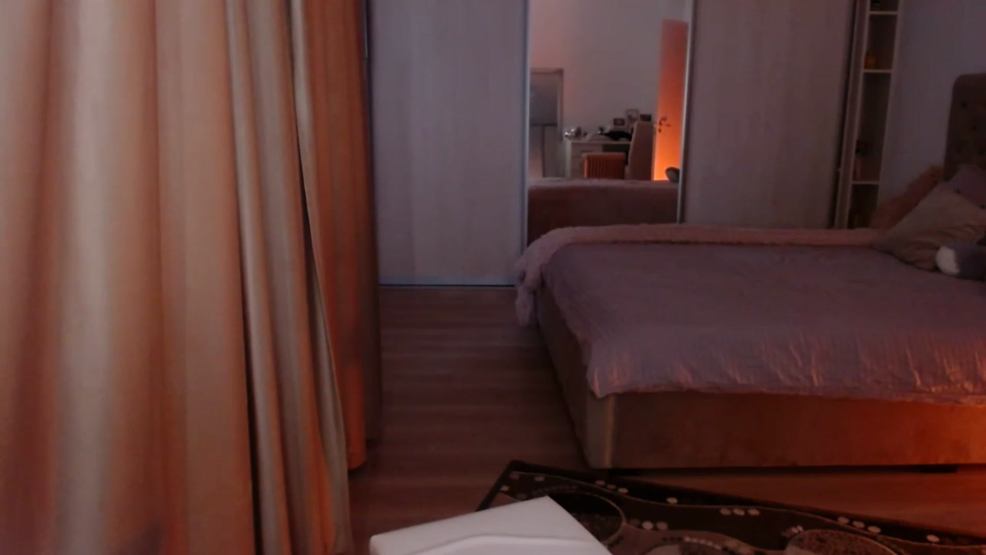 Gallery image thumbnail from SweeetNSexxxy's myfreecams stream on, 12/04/2022, 13:14 image 10 of 20
