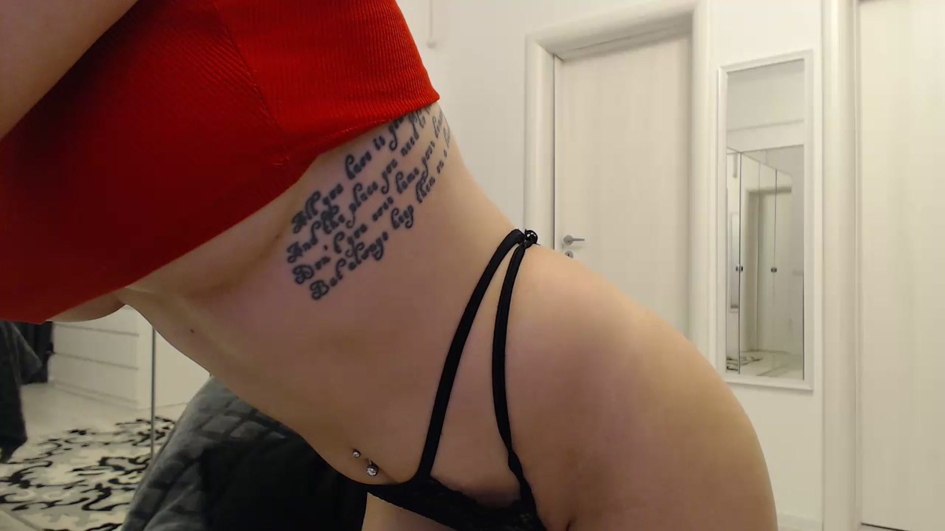 Gallery image thumbnail from Sweeet_Kitty_'s myfreecams stream on, 08/20/2023, 08:35 image 8 of 20