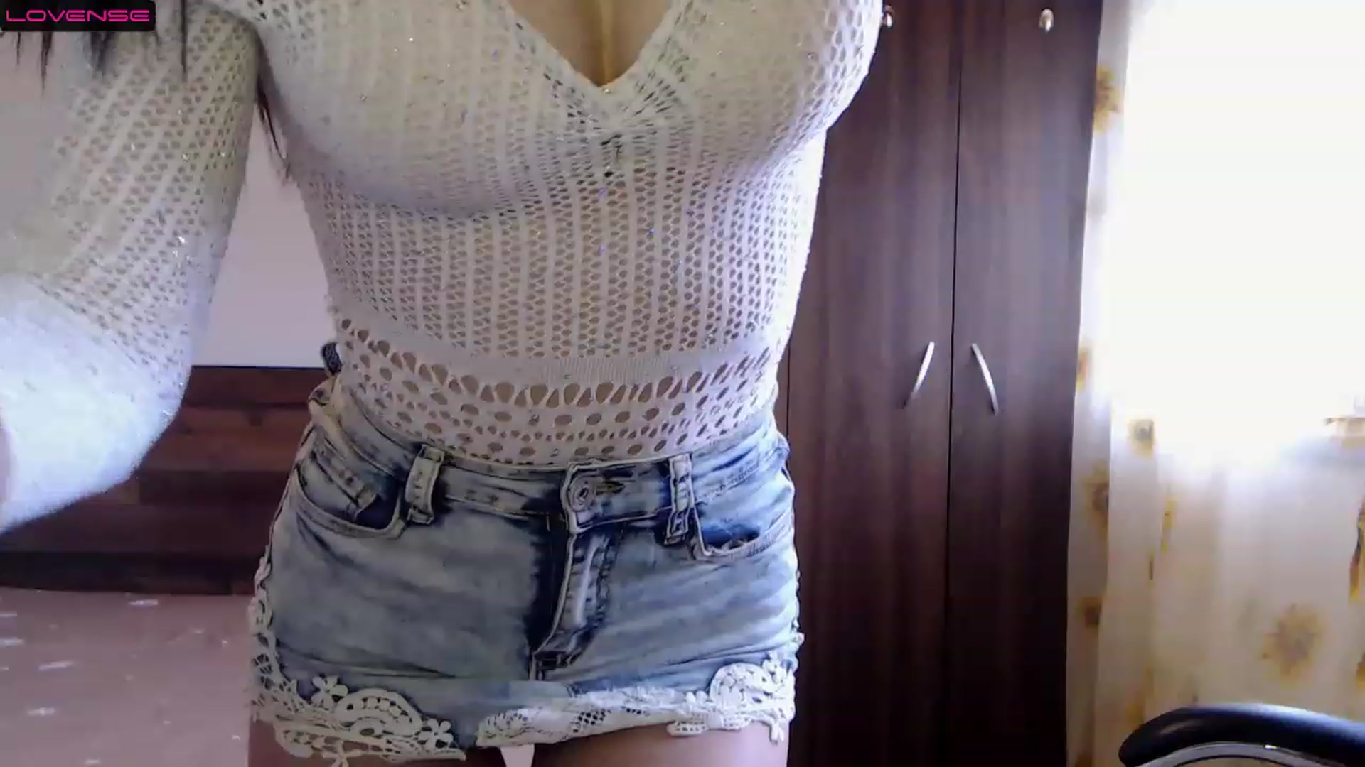 Gallery image thumbnail from Sweet4you_'s myfreecams stream on, 01/16/2023, 08:53 image 15 of 20