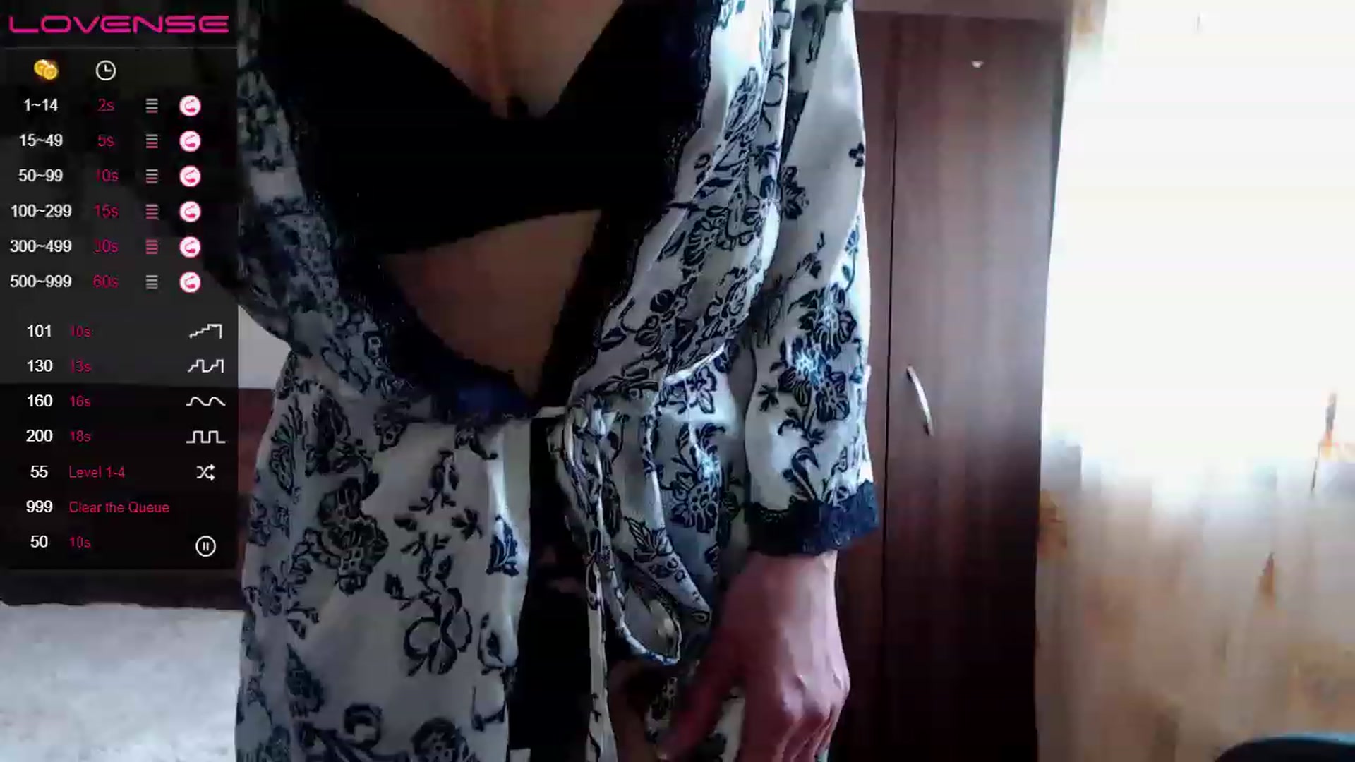 Gallery image thumbnail from Sweet4you_'s myfreecams stream on, 04/19/2023, 08:54 image 13 of 20