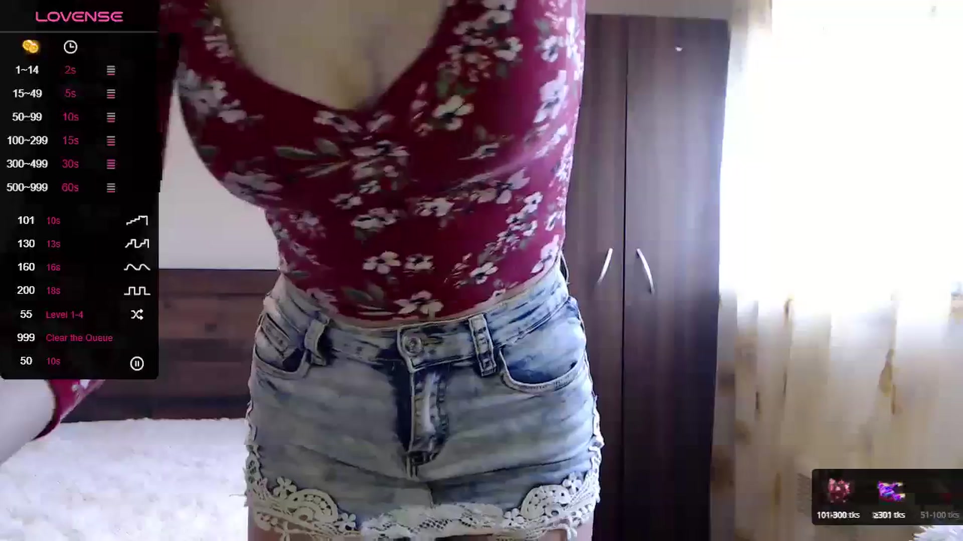 Gallery image thumbnail from Sweet4you_'s myfreecams stream on, 02/29/2024, 08:28 image 6 of 20