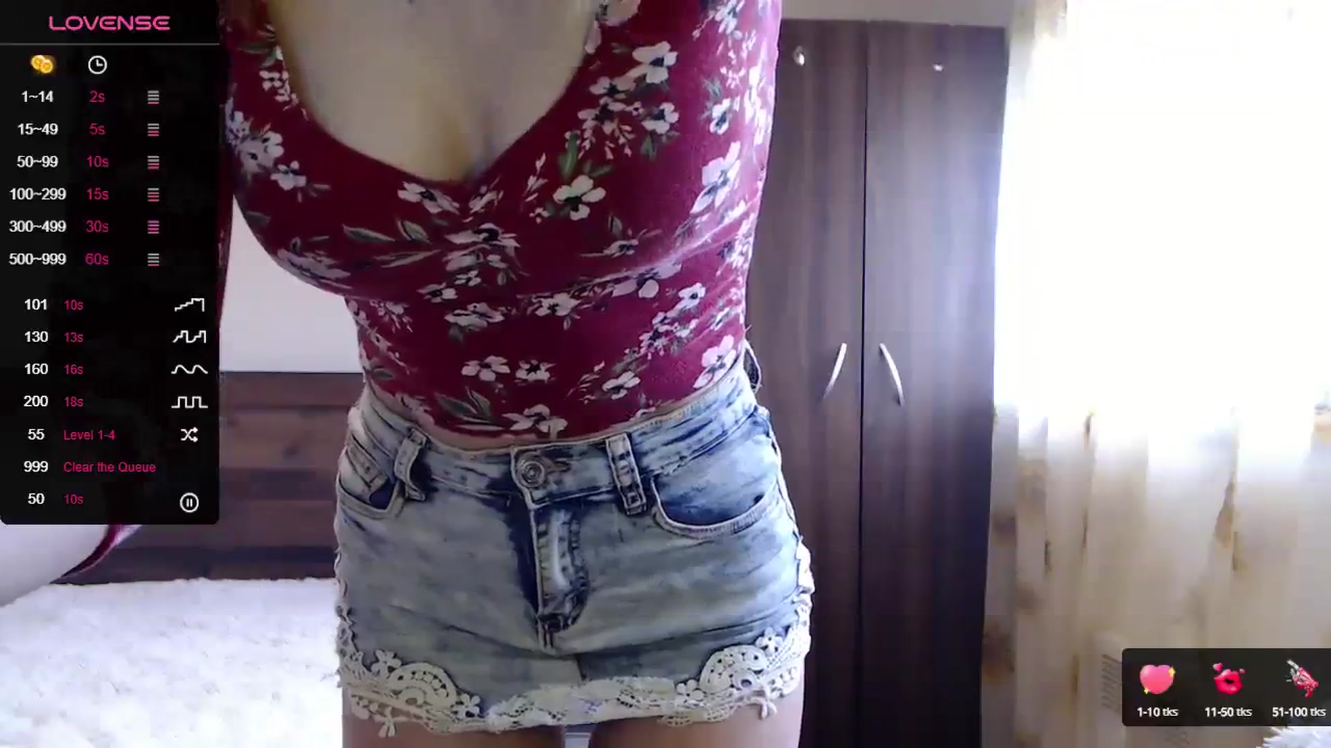 Gallery image thumbnail from Sweet4you_'s myfreecams stream on, 02/29/2024, 08:28 image 14 of 20