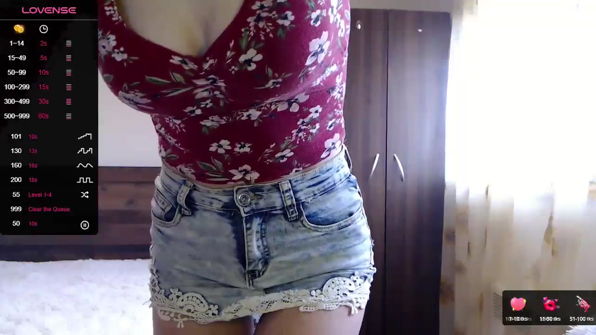 Gallery image thumbnail from Sweet4you_'s myfreecams stream on, 02/29/2024, 08:28 image 15 of 20