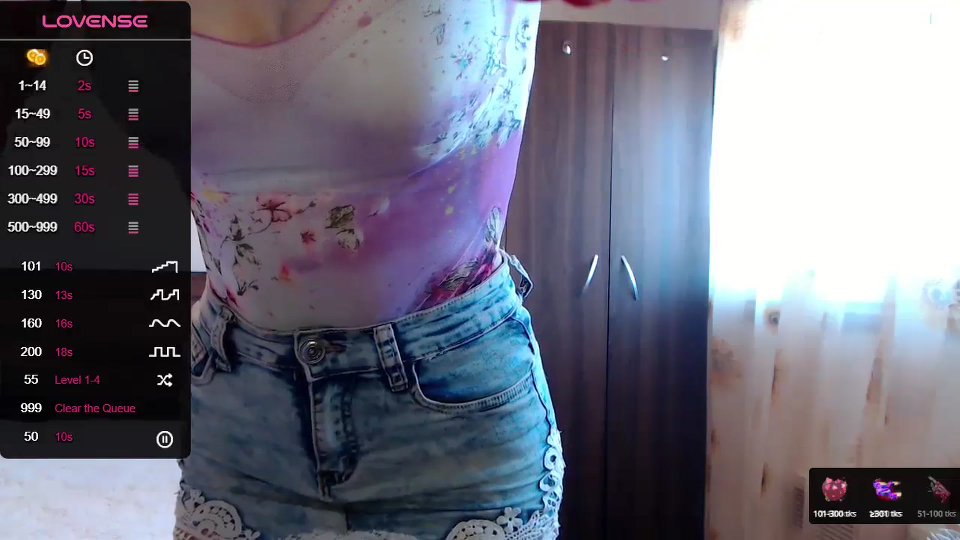 Gallery image thumbnail from Sweet4you_'s myfreecams stream on, 03/26/2024, 07:21 image 11 of 20