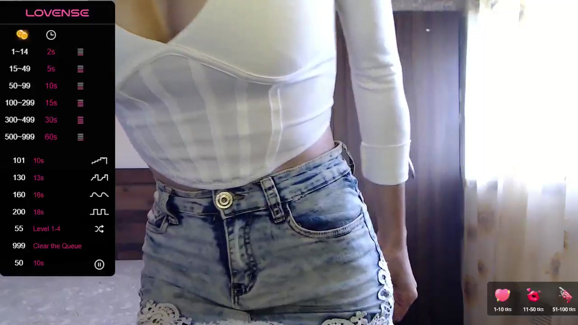 Gallery image thumbnail from Sweet4you_'s myfreecams stream on, 05/03/2024, 07:21 image 8 of 20