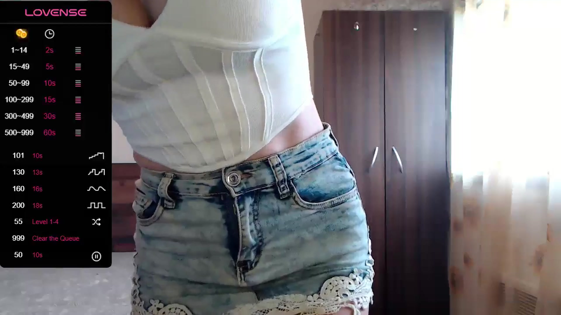 Gallery image thumbnail from Sweet4you_'s myfreecams stream on, 05/03/2024, 07:21 image 10 of 20