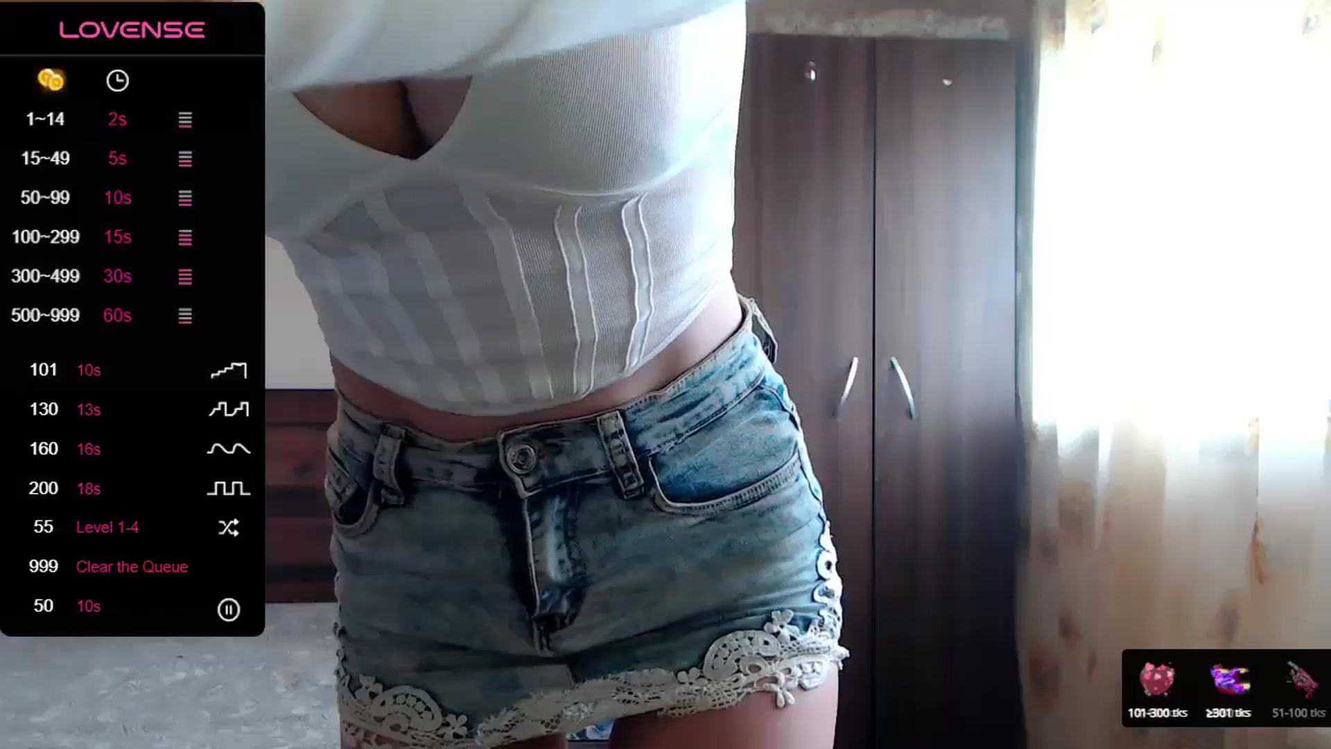 Gallery image thumbnail from Sweet4you_'s myfreecams stream on, 05/03/2024, 08:59 image 17 of 20