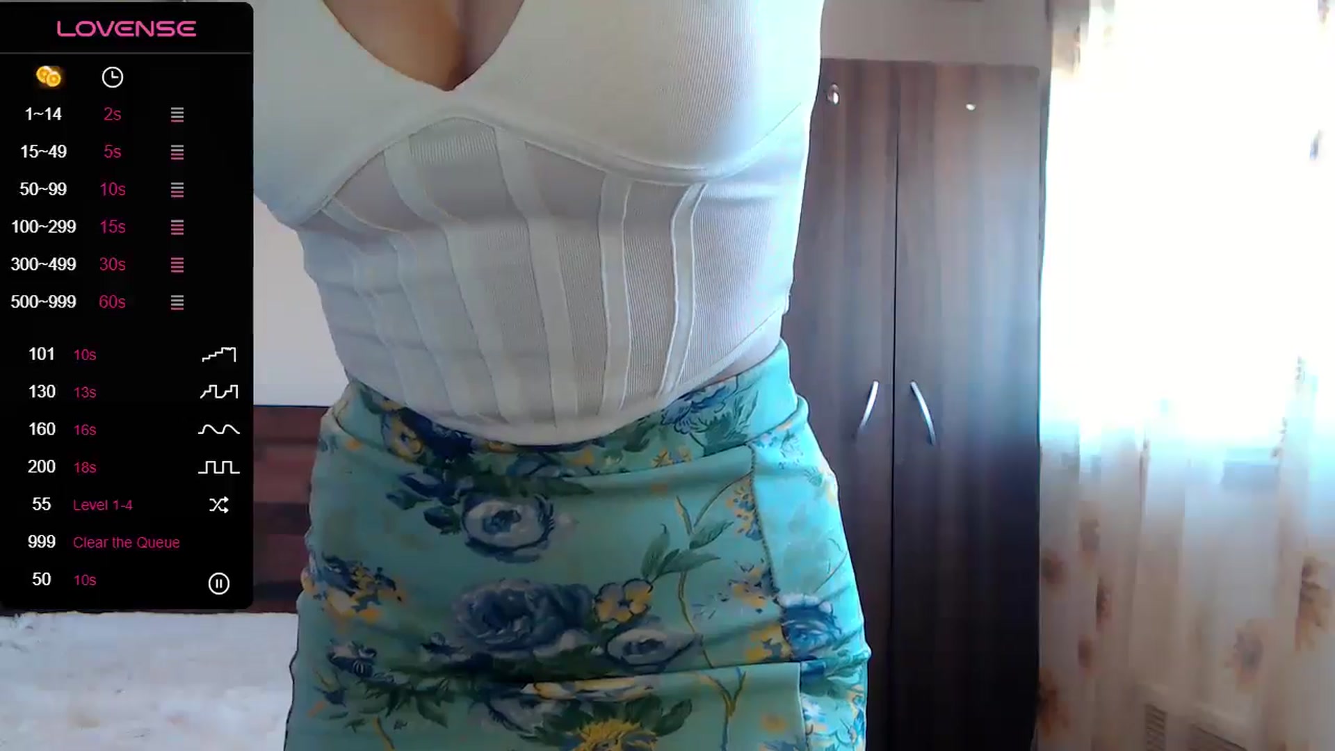 Gallery image thumbnail from Sweet4you_'s myfreecams stream on, 05/27/2024, 07:44 image 18 of 20