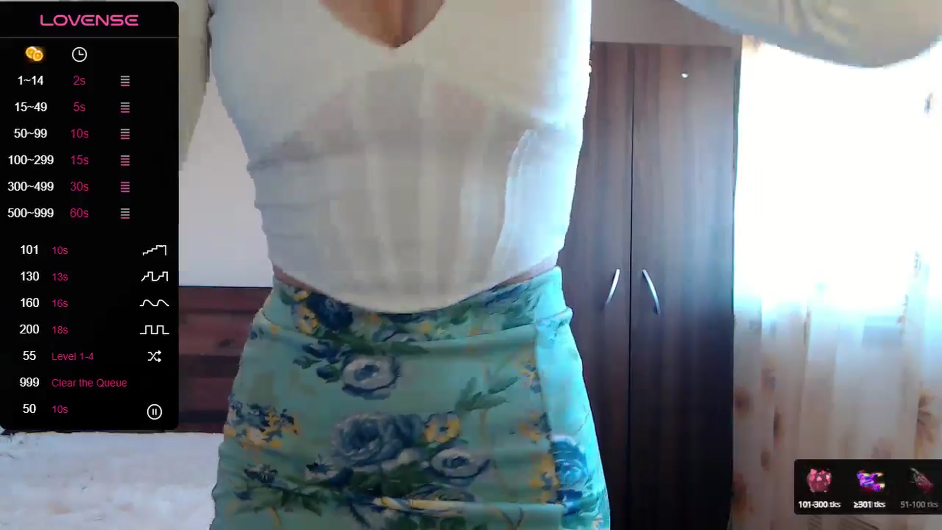 Gallery image thumbnail from Sweet4you_'s myfreecams stream on, 05/27/2024, 07:44 image 16 of 20