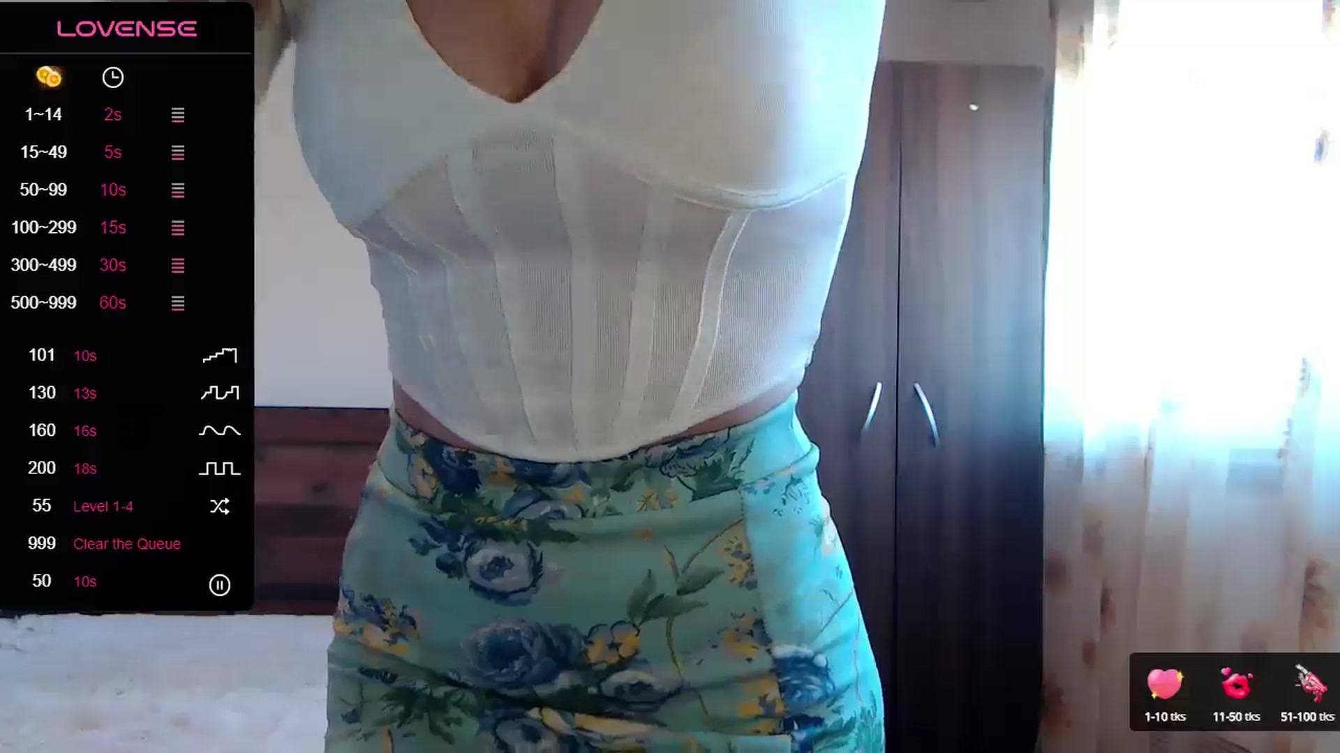 Gallery image thumbnail from Sweet4you_'s myfreecams stream on, 05/27/2024, 07:44 image 2 of 20