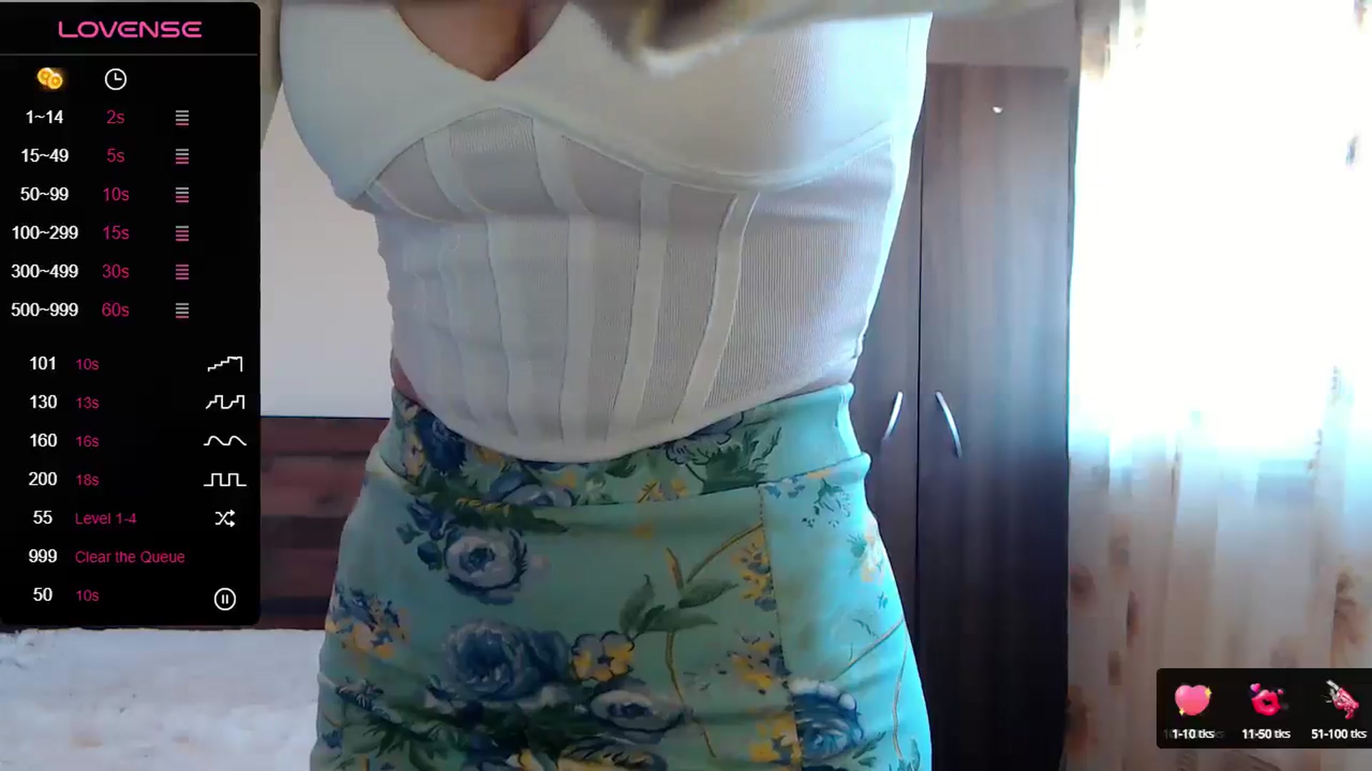 Gallery image thumbnail from Sweet4you_'s myfreecams stream on, 05/27/2024, 07:44 image 4 of 20