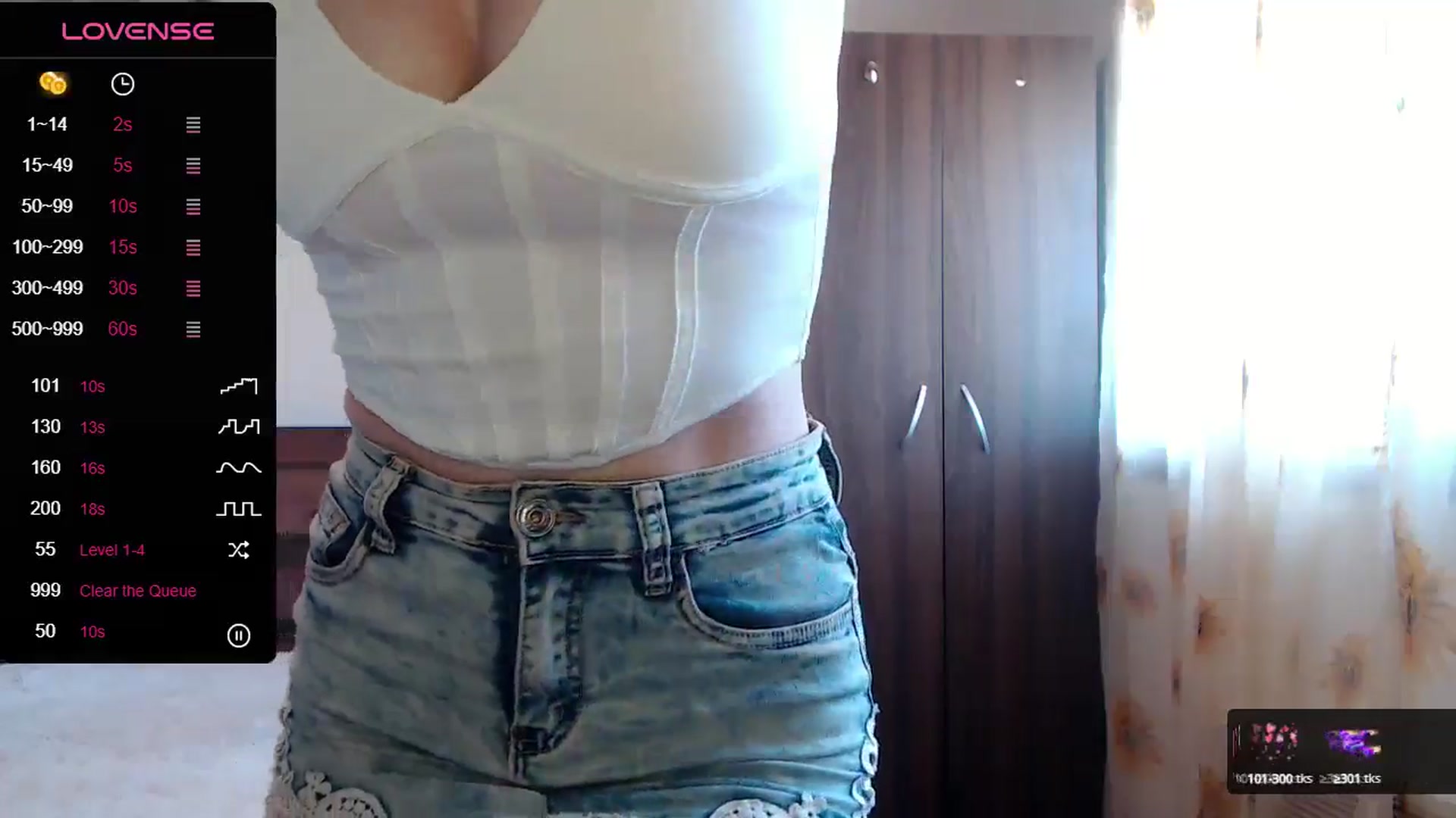 Gallery image thumbnail from Sweet4you_'s myfreecams stream on, 05/31/2024, 07:09 image 13 of 20
