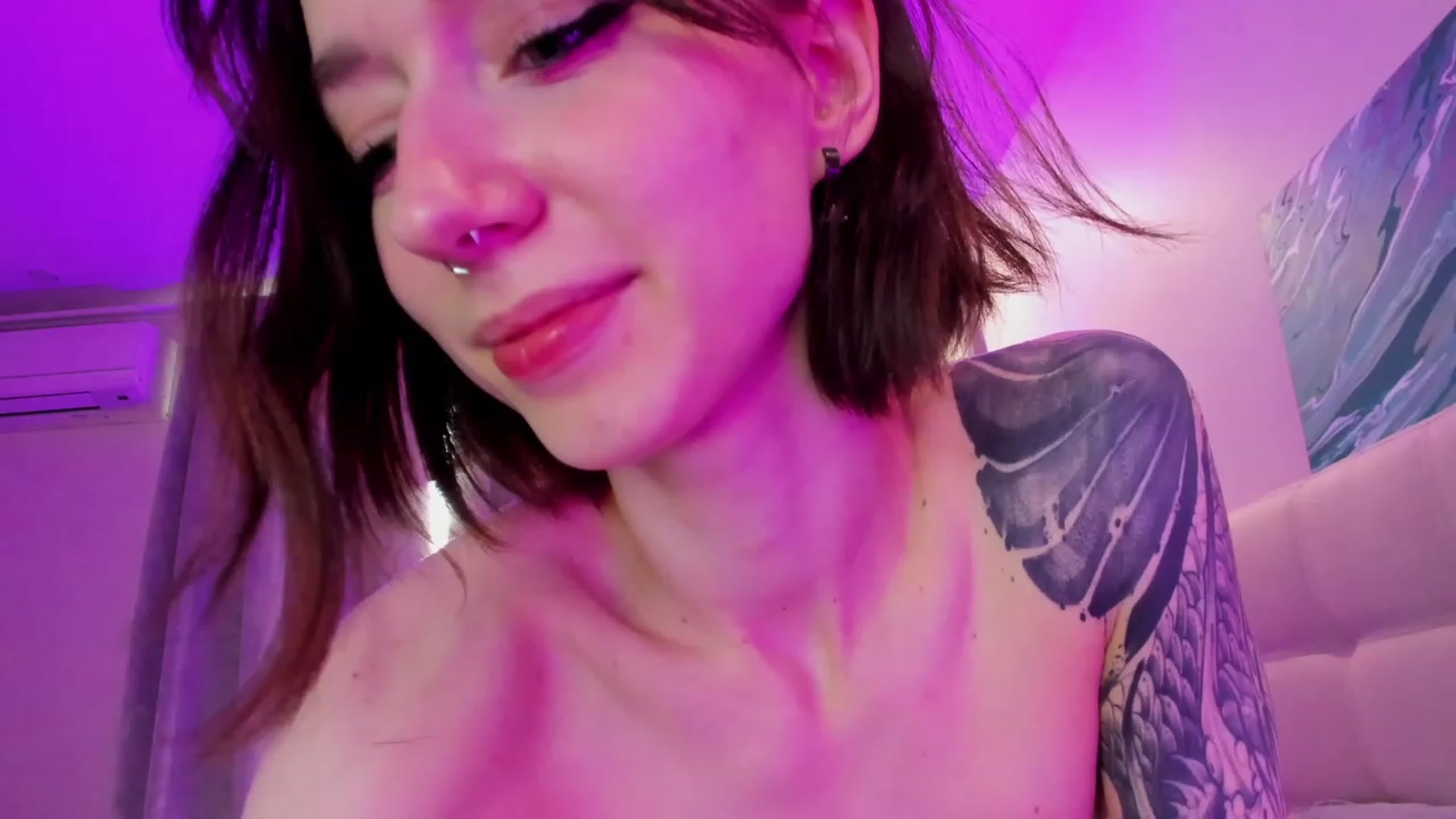 Gallery image thumbnail from SweetAlice666's myfreecams stream on, 11/22/2022, 10:23 image 16 of 20