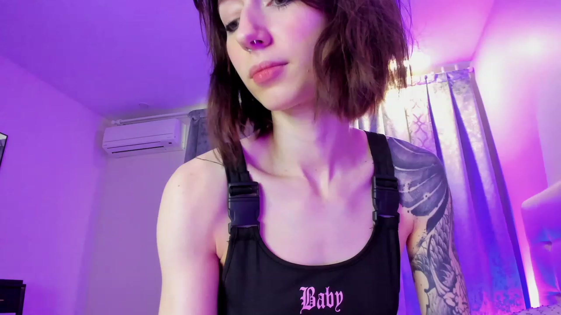 Gallery image thumbnail from SweetAlice666's myfreecams stream on, 12/11/2022, 10:44 image 20 of 20