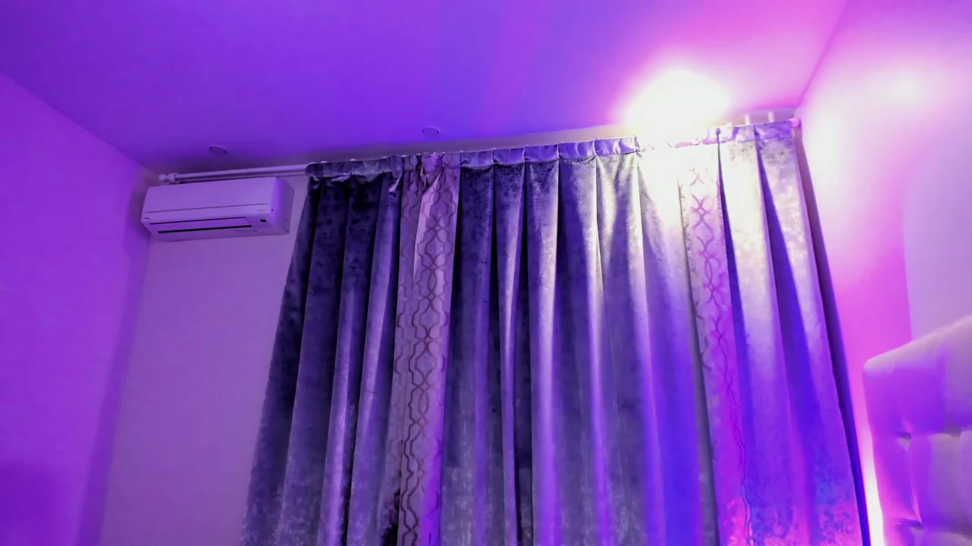 Gallery image thumbnail from SweetAlice666's myfreecams stream on, 12/15/2022, 14:00 image 7 of 20