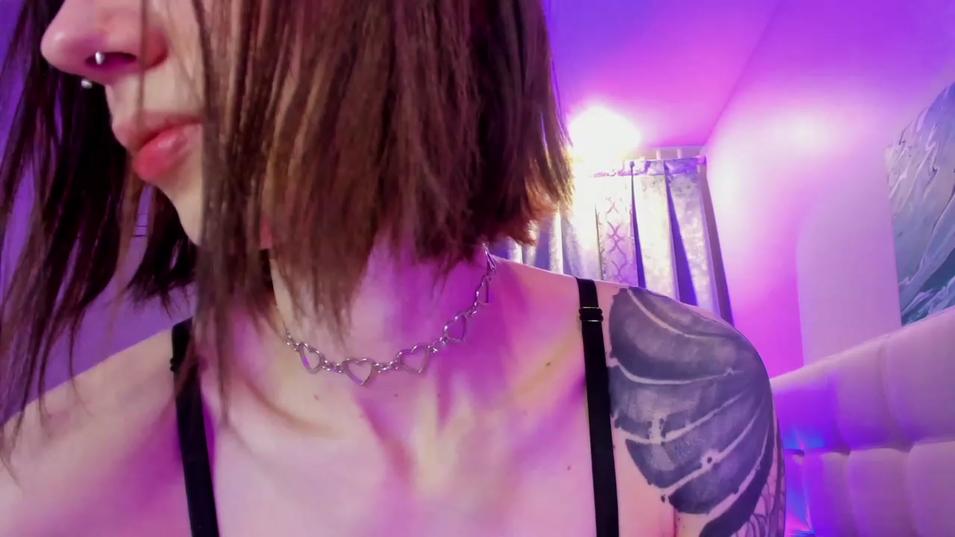 Gallery image thumbnail from SweetAlice666's myfreecams stream on, 12/23/2022, 09:26 image 8 of 20