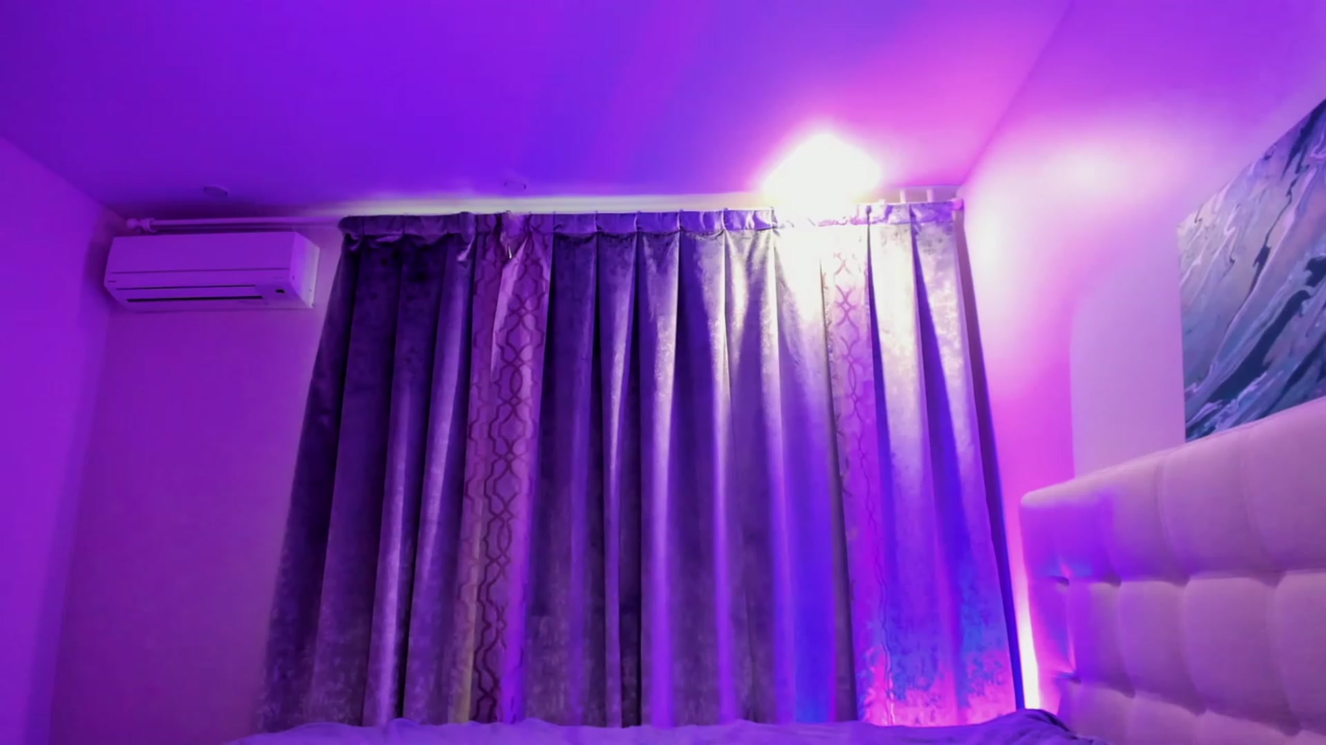 Gallery image thumbnail from SweetAlice666's myfreecams stream on, 12/25/2022, 12:19 image 8 of 20