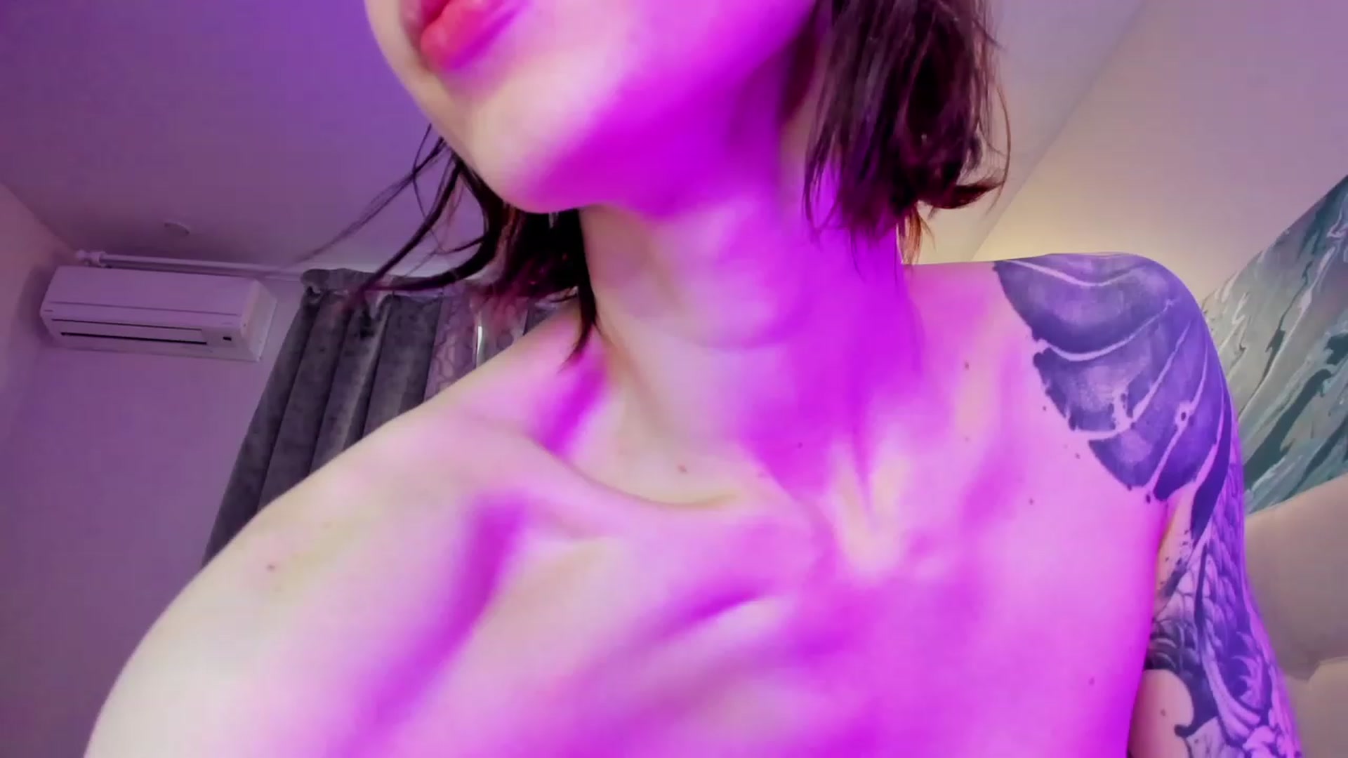 Gallery image thumbnail from SweetAlice666's myfreecams stream on, 01/04/2023, 12:50 image 8 of 20