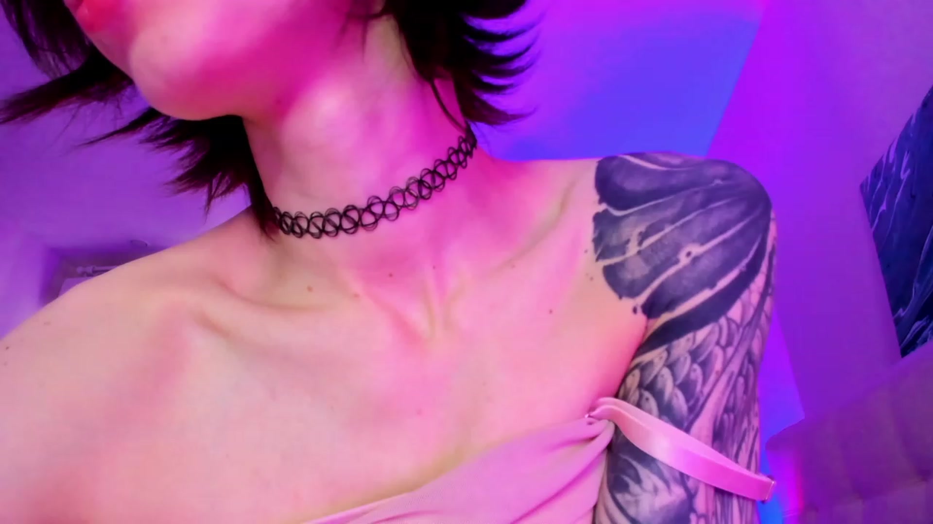 Gallery image thumbnail from SweetAlice666's myfreecams stream on, 02/19/2023, 09:06 image 13 of 20