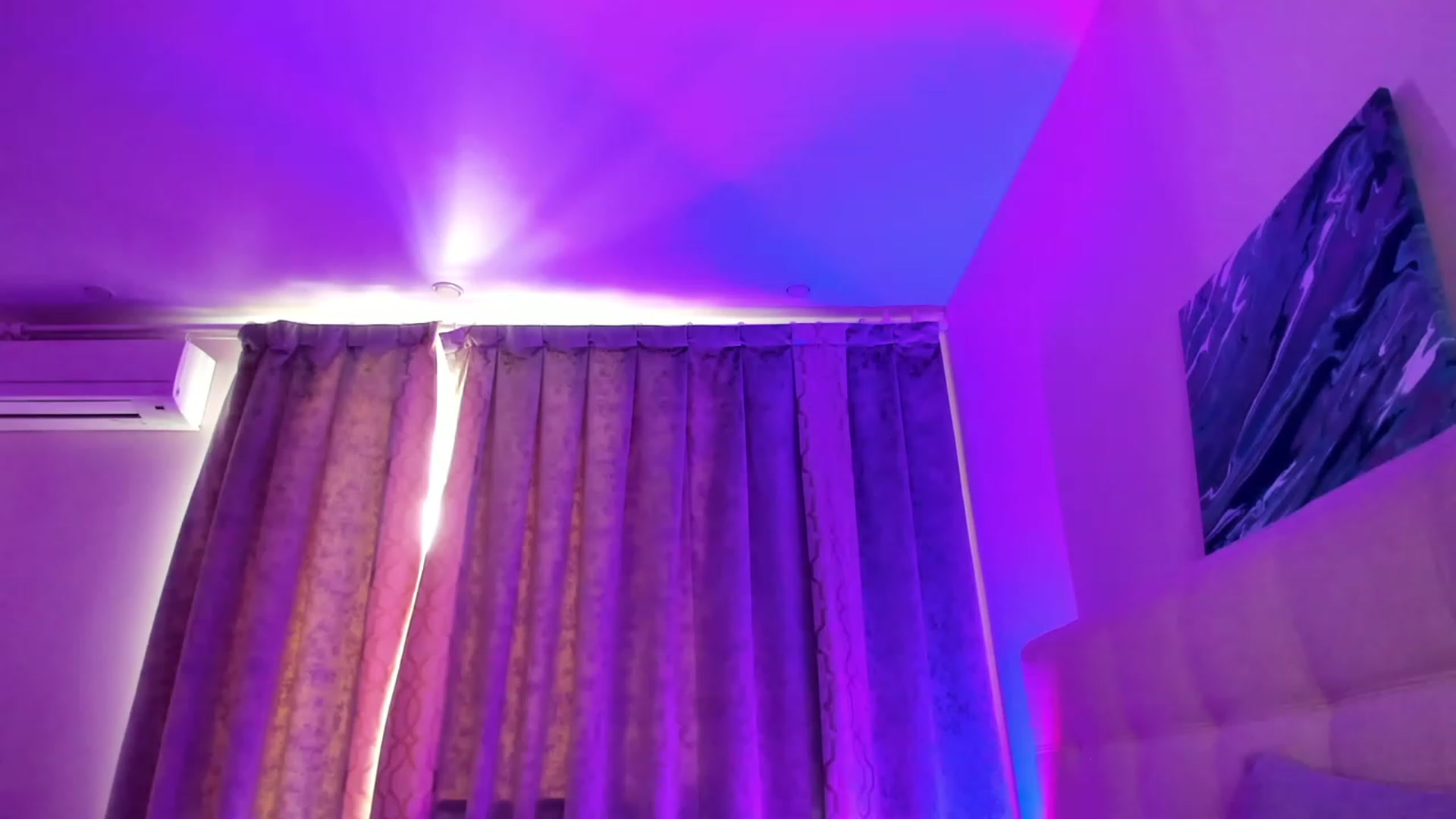 Gallery image thumbnail from SweetAlice666's myfreecams stream on, 02/19/2023, 10:06 image 6 of 20