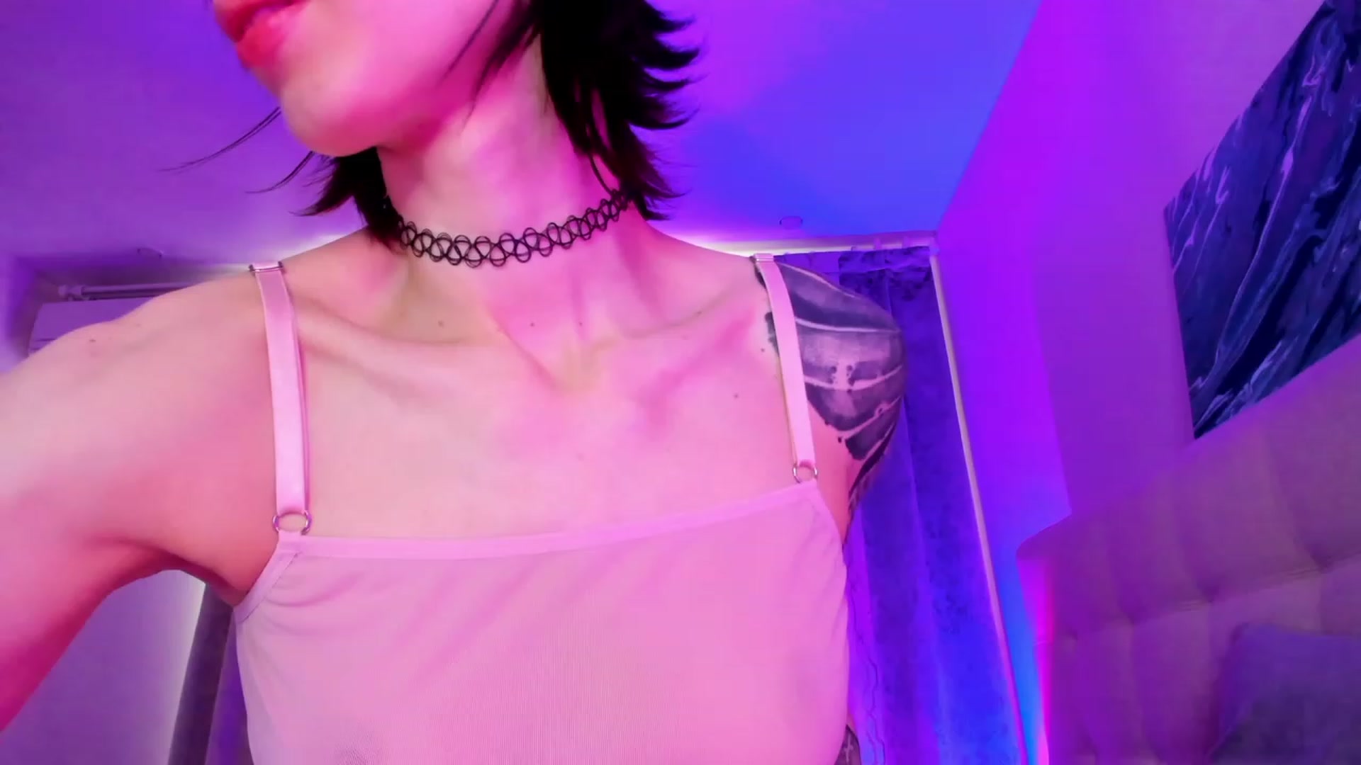 Gallery image thumbnail from SweetAlice666's myfreecams stream on, 02/19/2023, 10:33 image 18 of 20