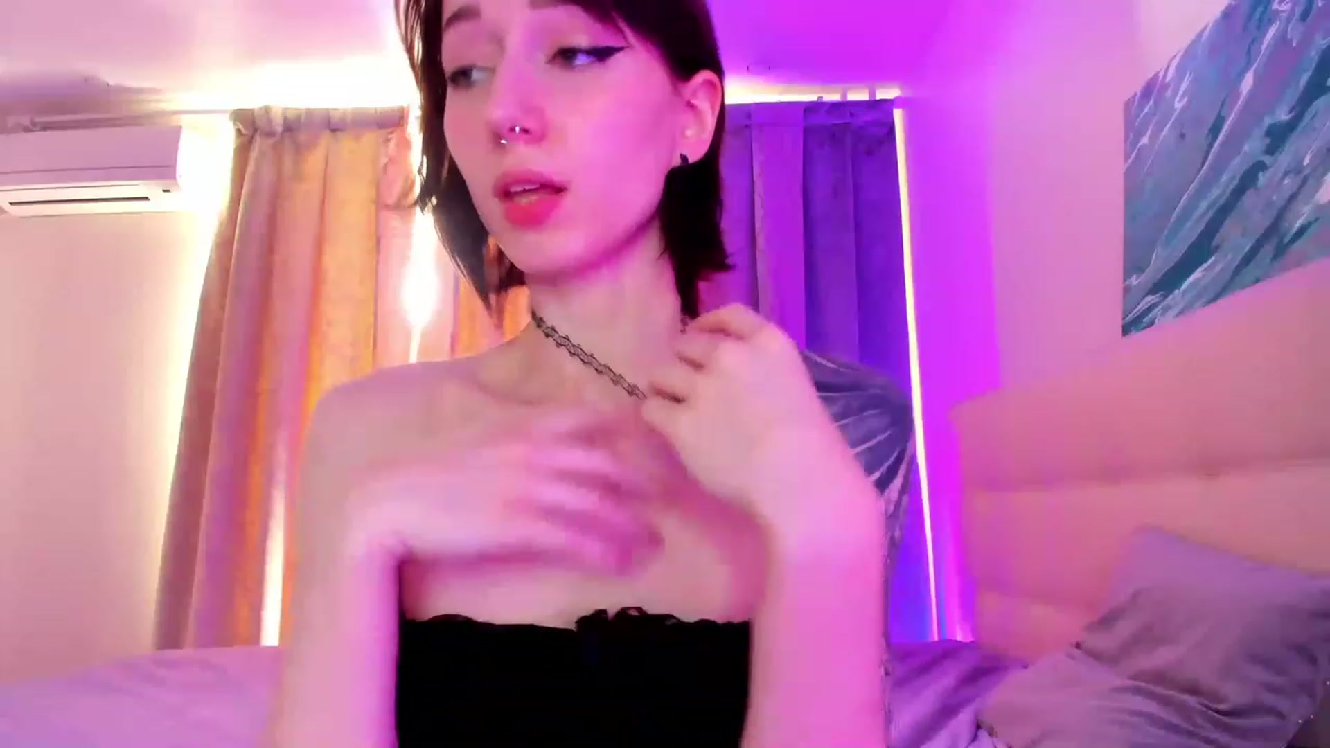 Gallery image thumbnail from SweetAlice666's myfreecams stream on, 02/23/2023, 12:24 image 16 of 20