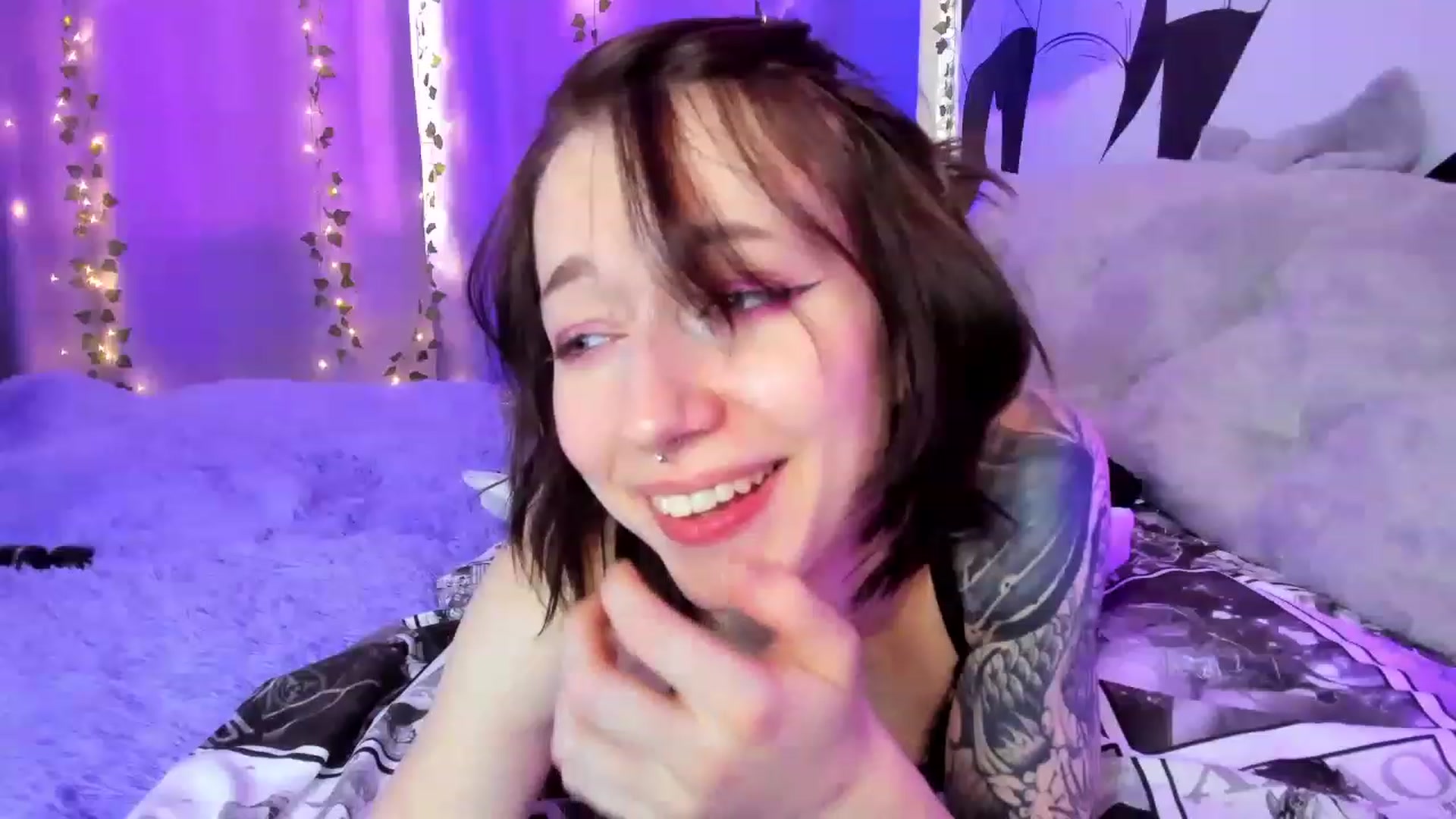 Gallery image thumbnail from SweetAlice666's myfreecams stream on, 03/12/2023, 12:07 image 5 of 20