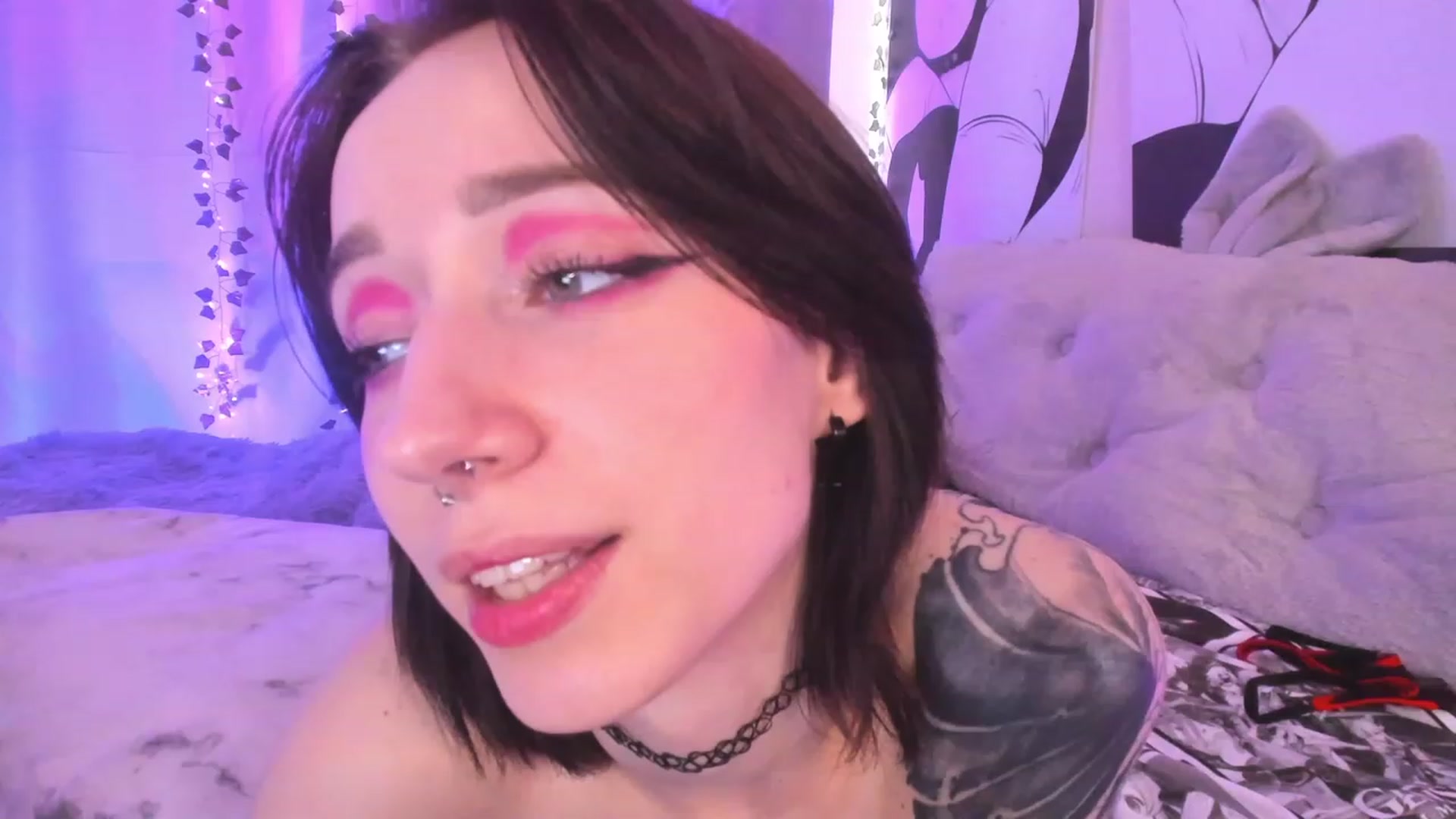 Gallery image thumbnail from SweetAlice666's myfreecams stream on, 04/02/2023, 10:48 image 12 of 20