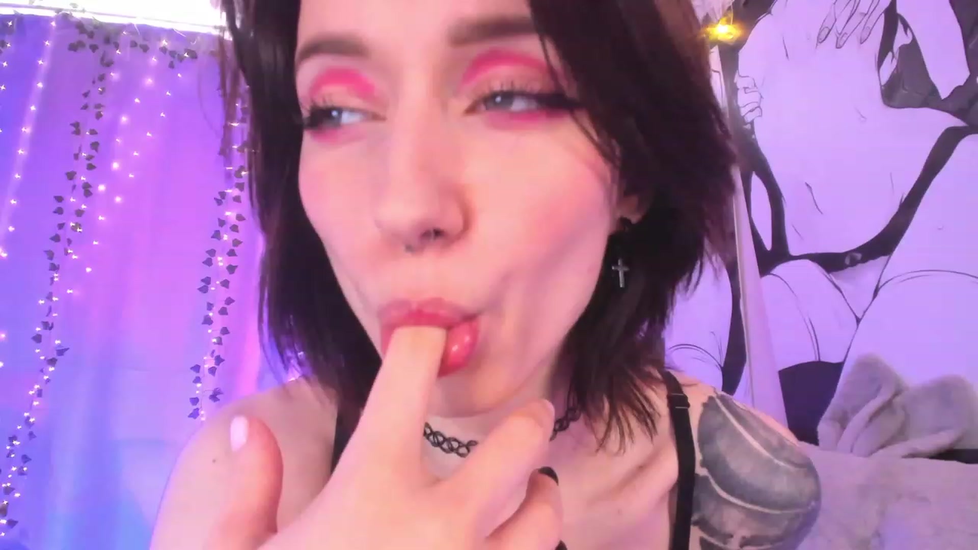 Gallery image thumbnail from SweetAlice666's myfreecams stream on, 04/02/2023, 10:48 image 17 of 20