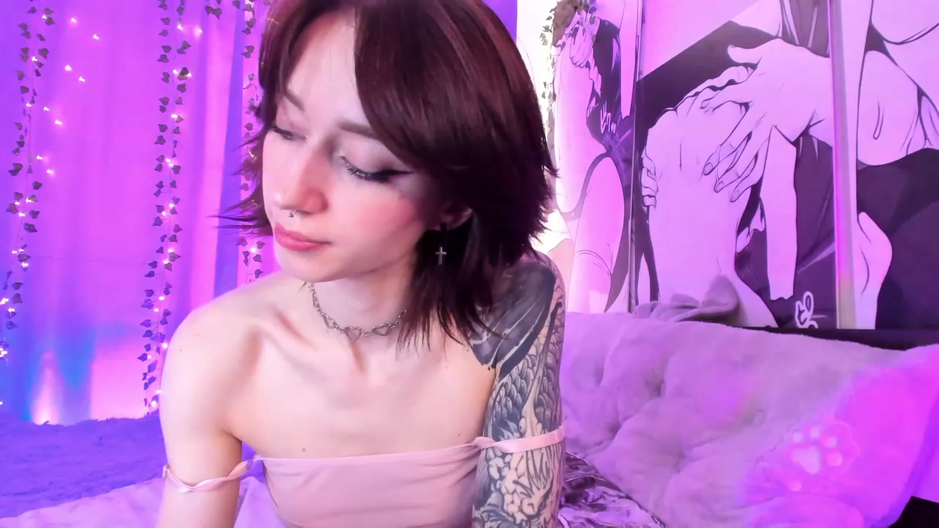 Gallery image thumbnail from SweetAlice666's myfreecams stream on, 04/10/2023, 11:28 image 17 of 20