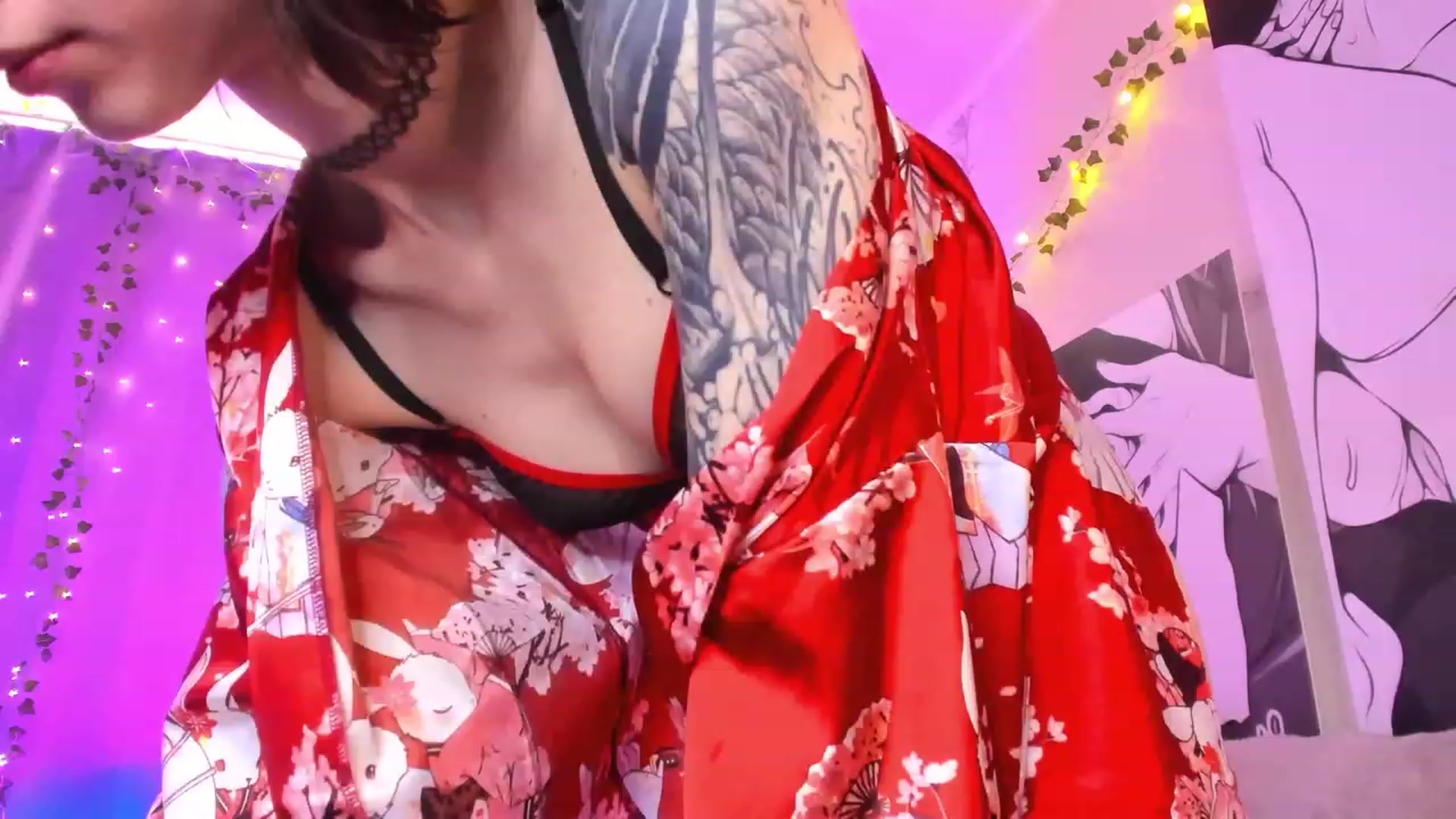 Gallery image thumbnail from SweetAlice666's myfreecams stream on, 04/19/2023, 11:44 image 16 of 20