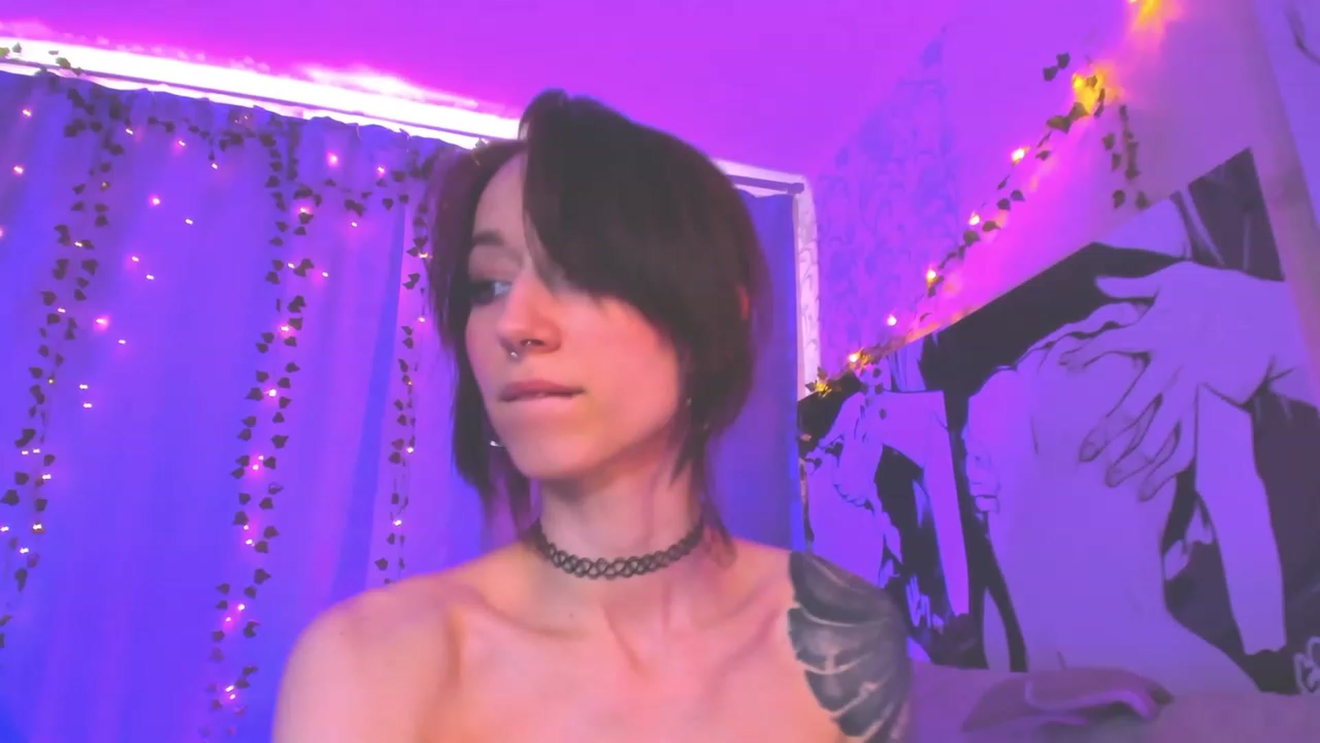 Gallery image thumbnail from SweetAlice666's myfreecams stream on, 04/21/2023, 08:34 image 19 of 20