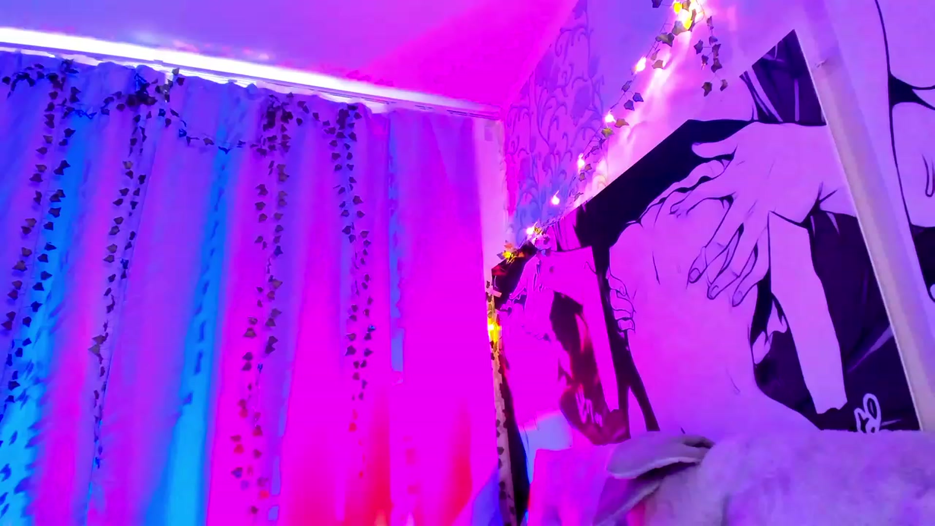 Gallery image thumbnail from SweetAlice666's myfreecams stream on, 04/28/2023, 09:29 image 9 of 20