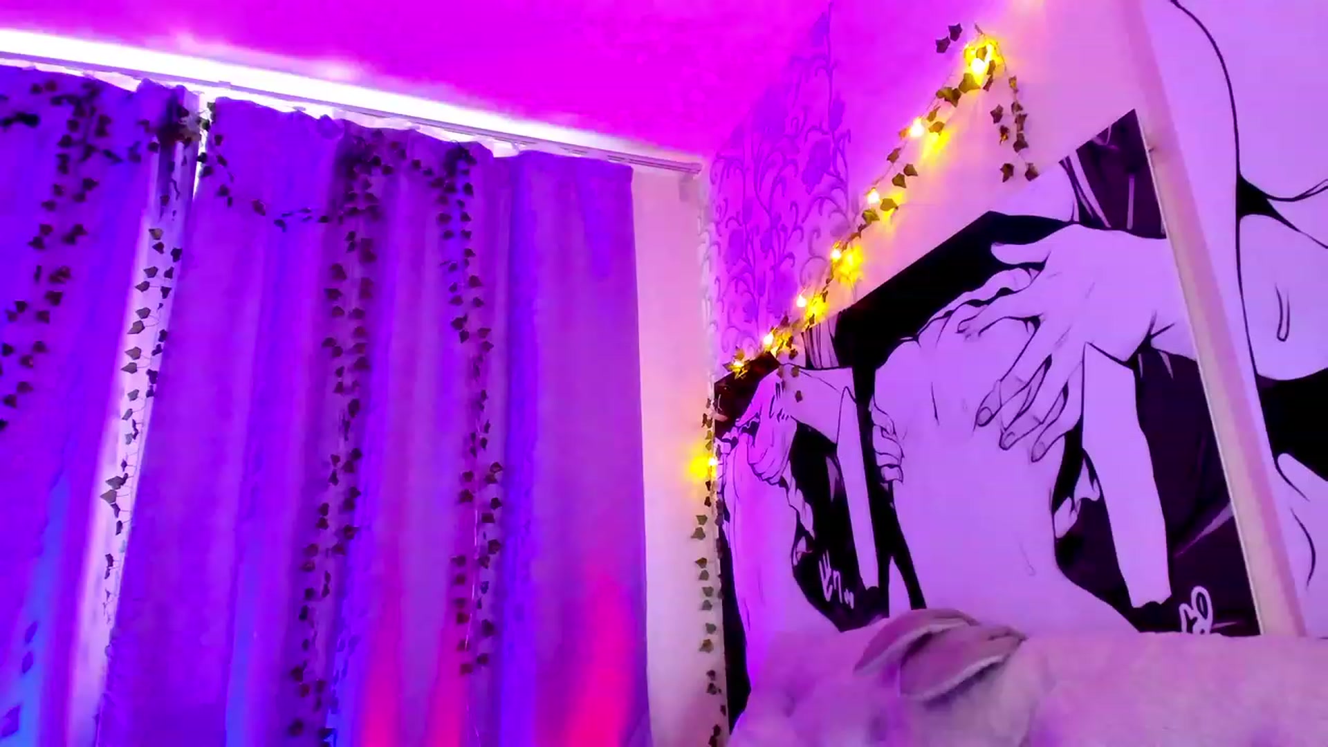 Gallery image thumbnail from SweetAlice666's myfreecams stream on, 05/08/2023, 10:09 image 3 of 20