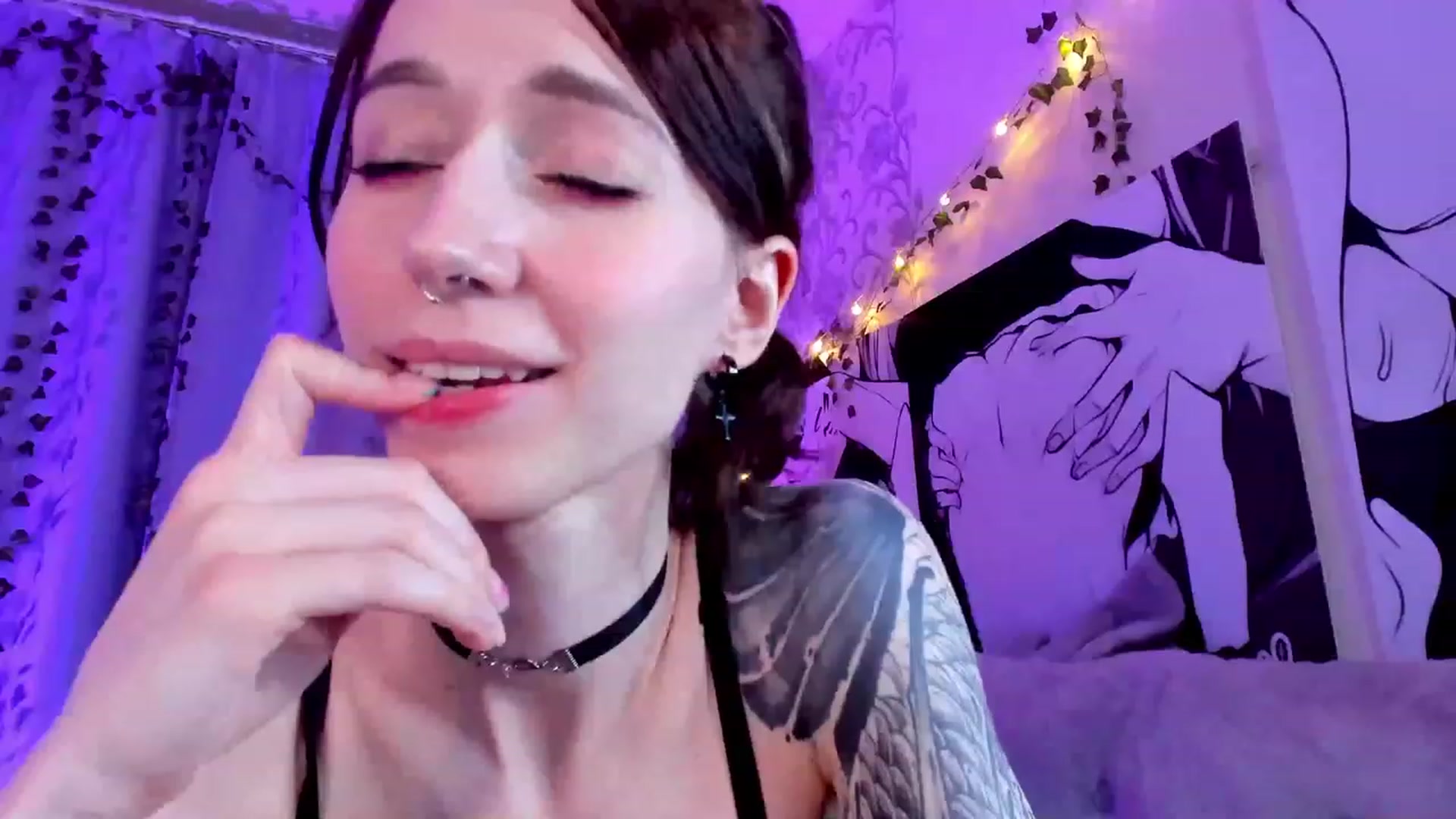 Gallery image thumbnail from SweetAlice666's myfreecams stream on, 05/13/2023, 19:56 image 7 of 20