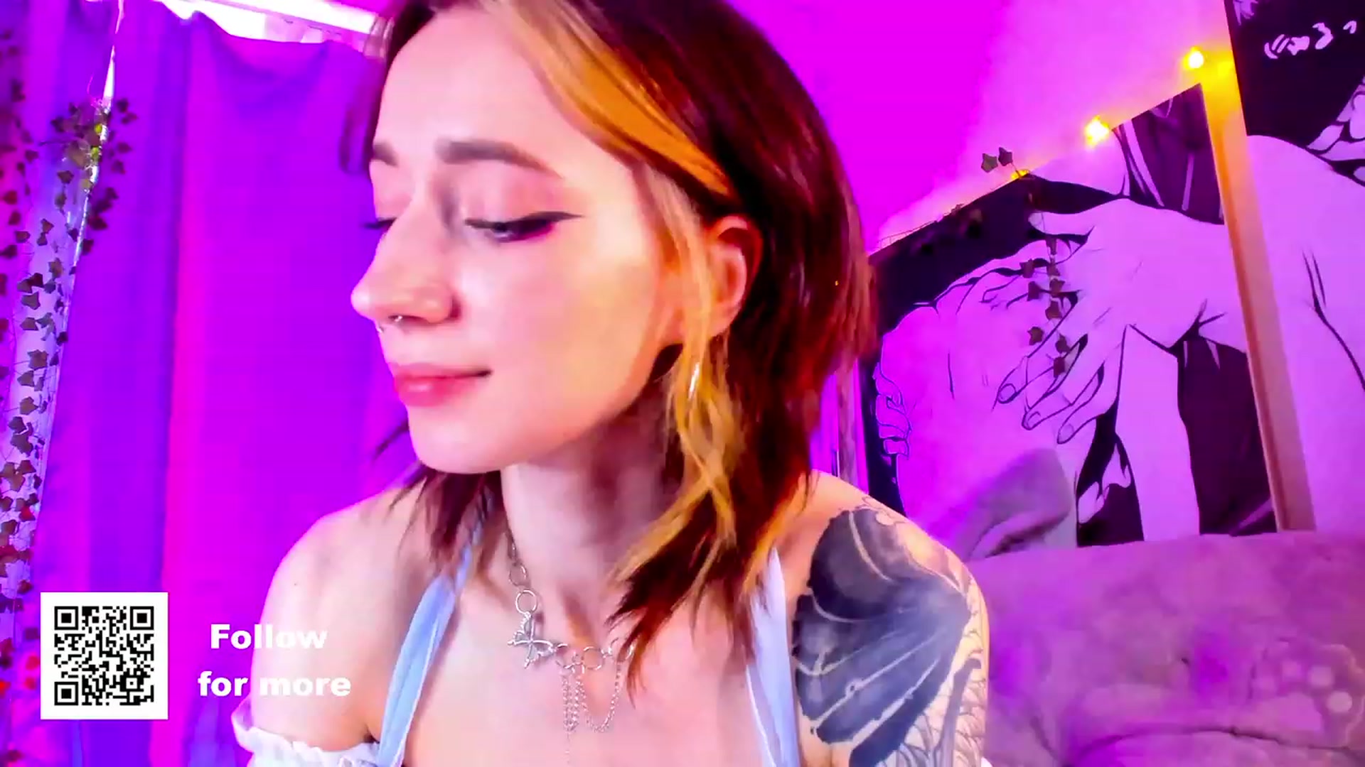 Gallery image thumbnail from SweetAlice666's myfreecams stream on, 08/28/2023, 10:29 image 12 of 20