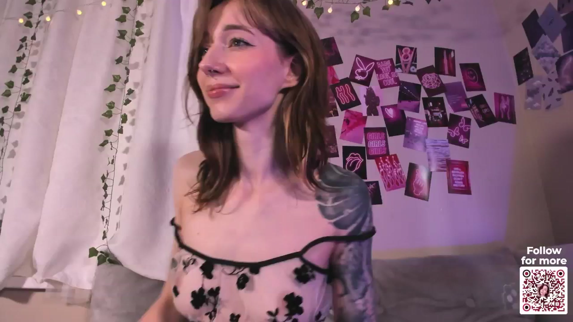 Gallery image thumbnail from SweetAlice666's myfreecams stream on, 06/16/2024, 10:37 image 16 of 20